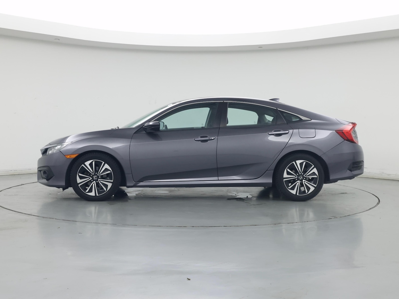 2017 Honda Civic EX-T - Photo 4