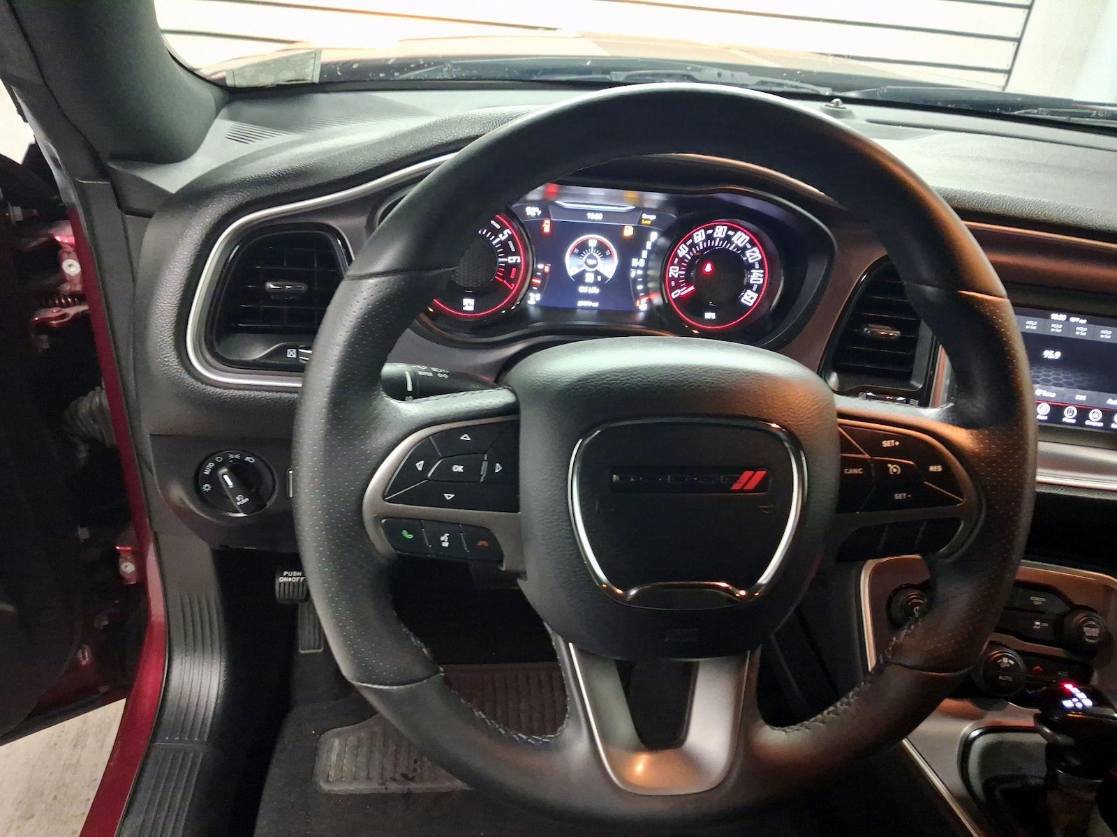 2019 Dodge Challenger SXT - Photo 11