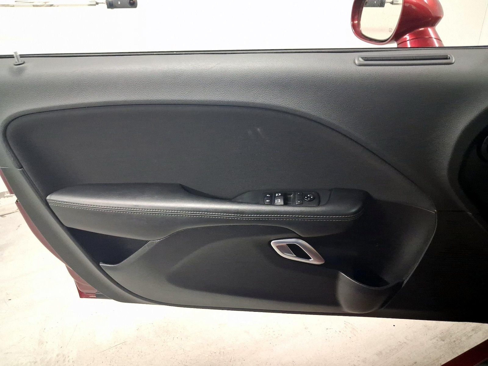 2019 Dodge Challenger SXT - Photo 13
