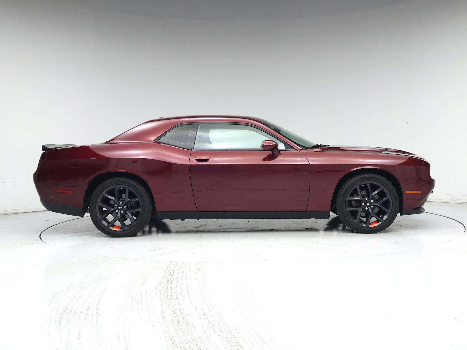 2019 Dodge Challenger SXT - Photo 8