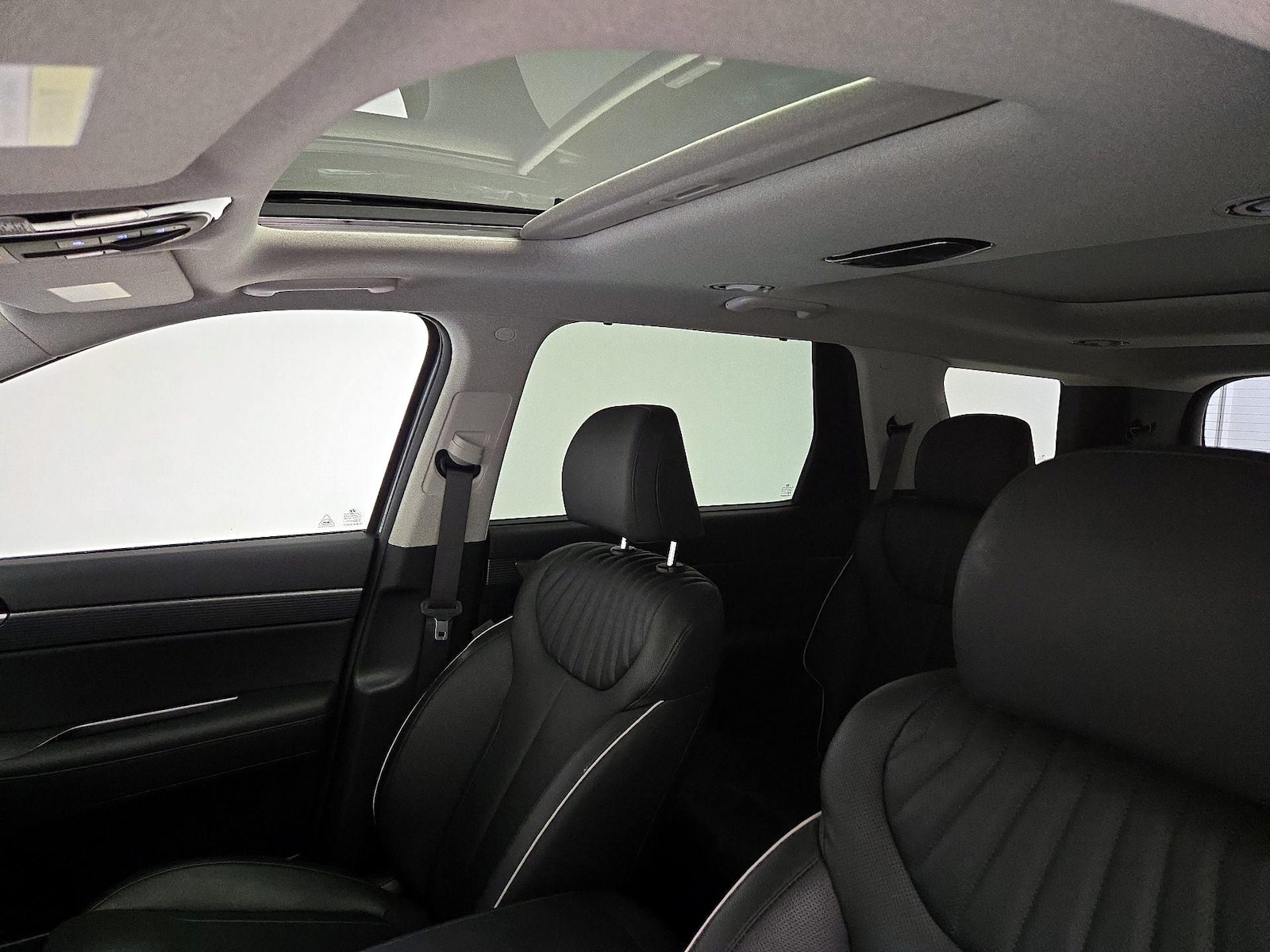 Sunroof(s) & Skylight(s)