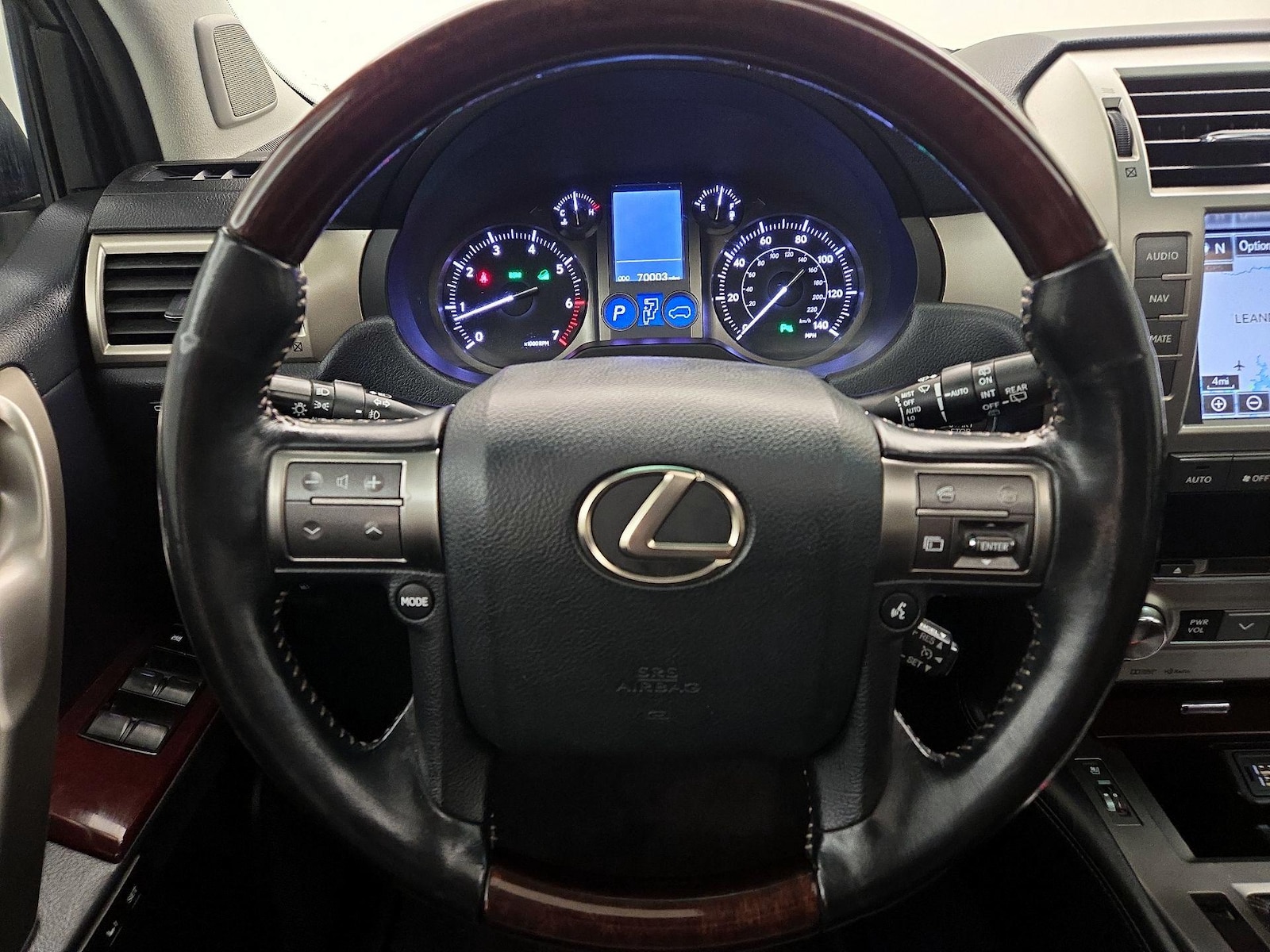 2017 Lexus GX Base - Photo 11