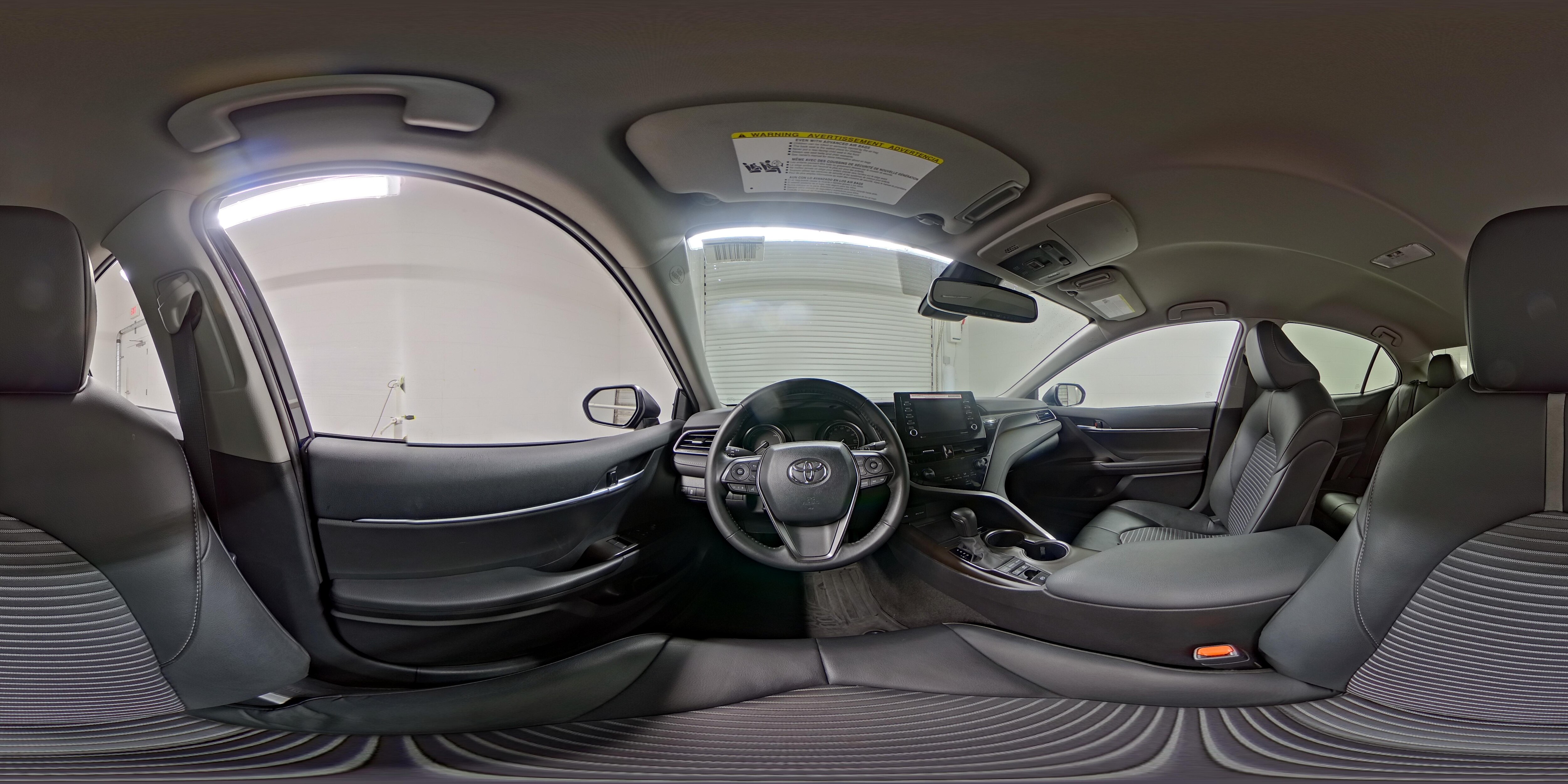 2024 Toyota Camry SE - Photo 26