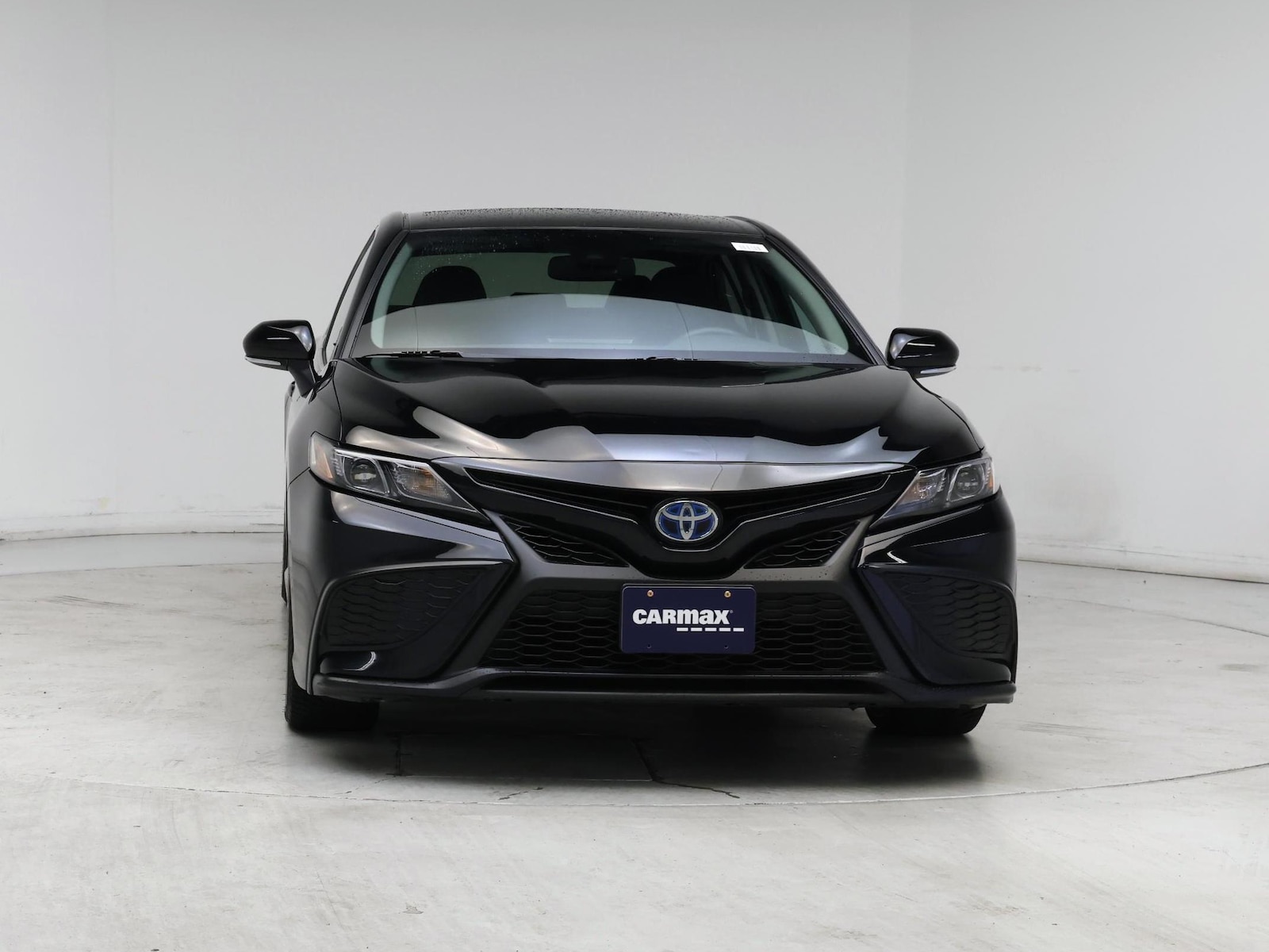 2024 Toyota Camry SE - Photo 6