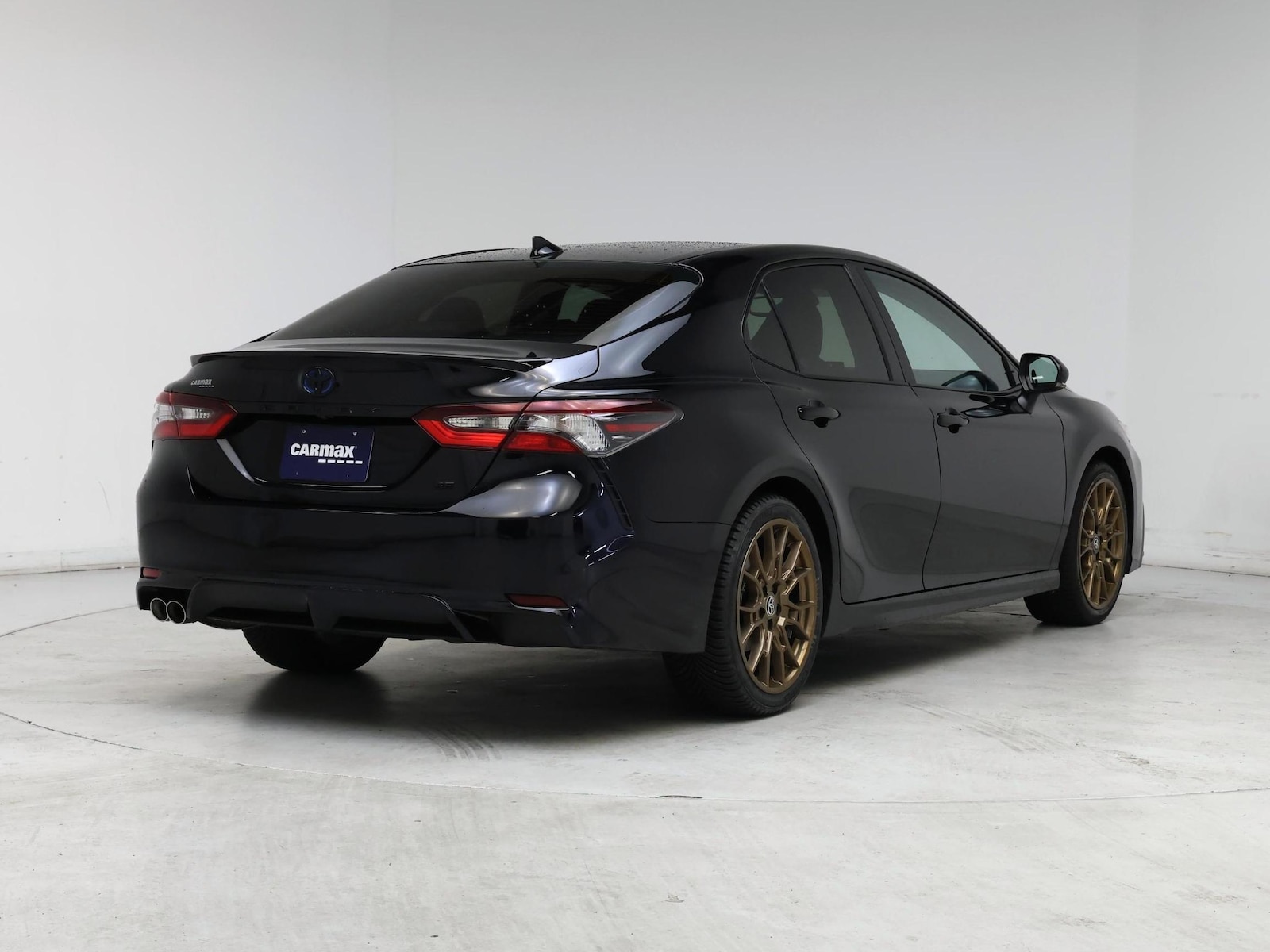 2024 Toyota Camry SE - Photo 9