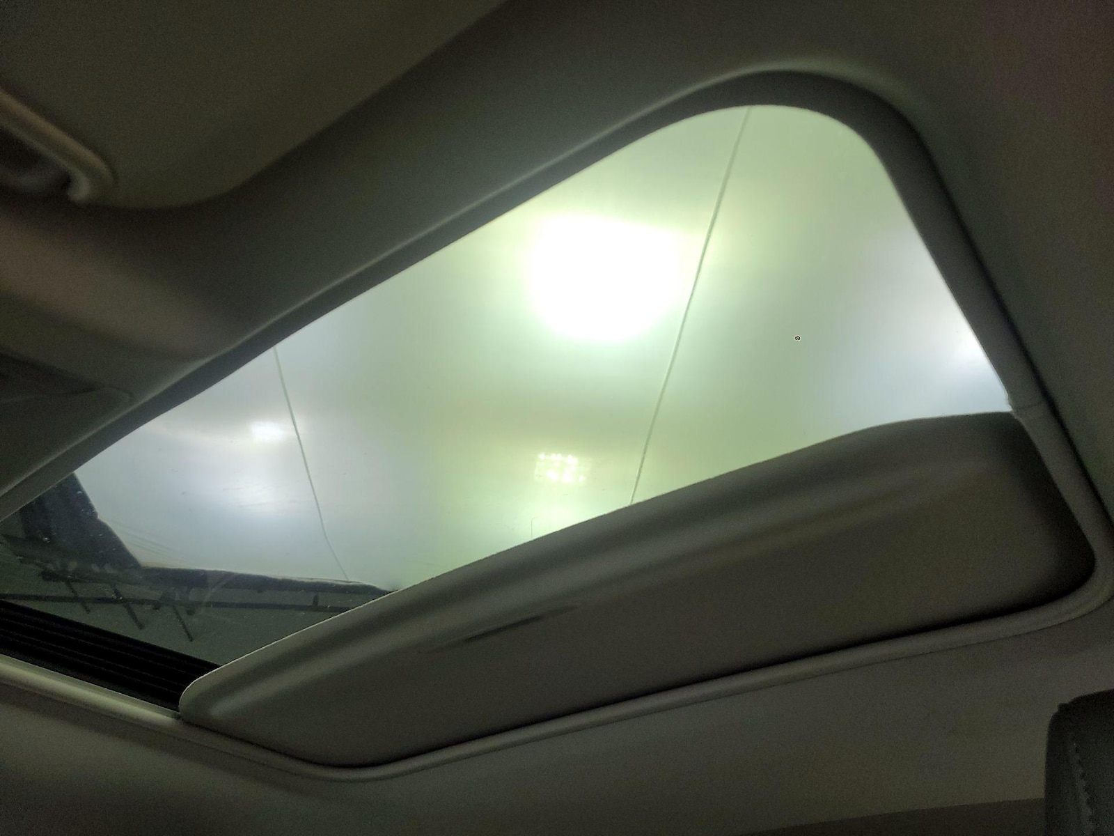 2020 Toyota RAV4 XLE Premium - Photo 19