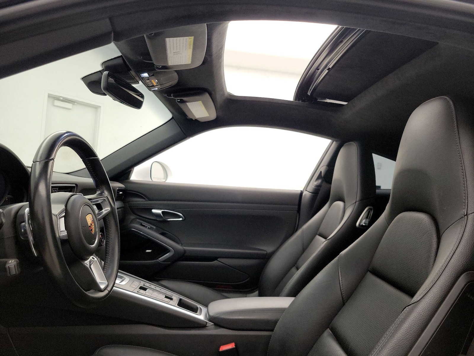 Sunroof(s) & Overhead Airbags