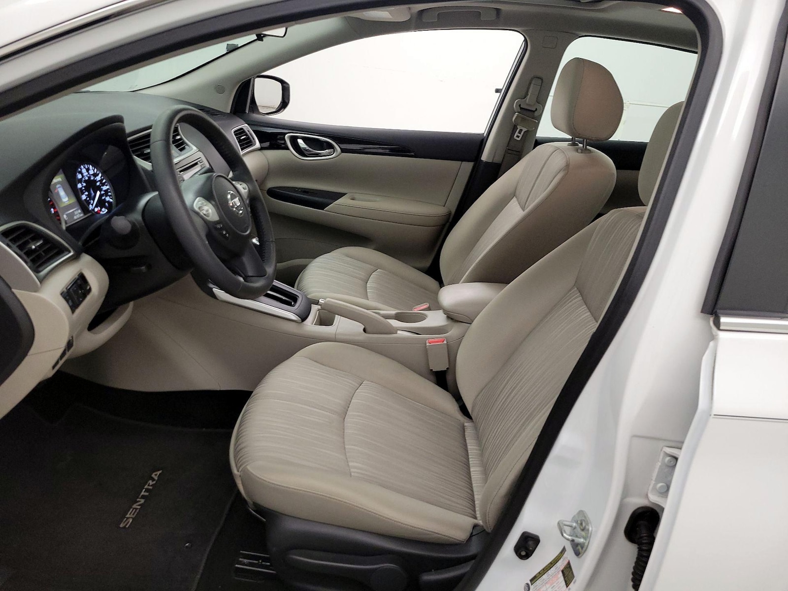 2017 Nissan Sentra SV - Photo 12