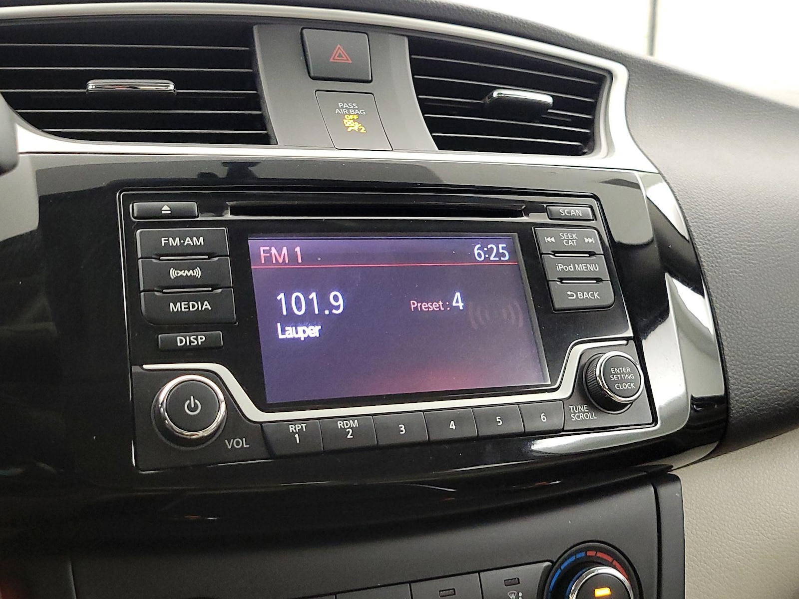 2017 Nissan Sentra SV - Photo 16