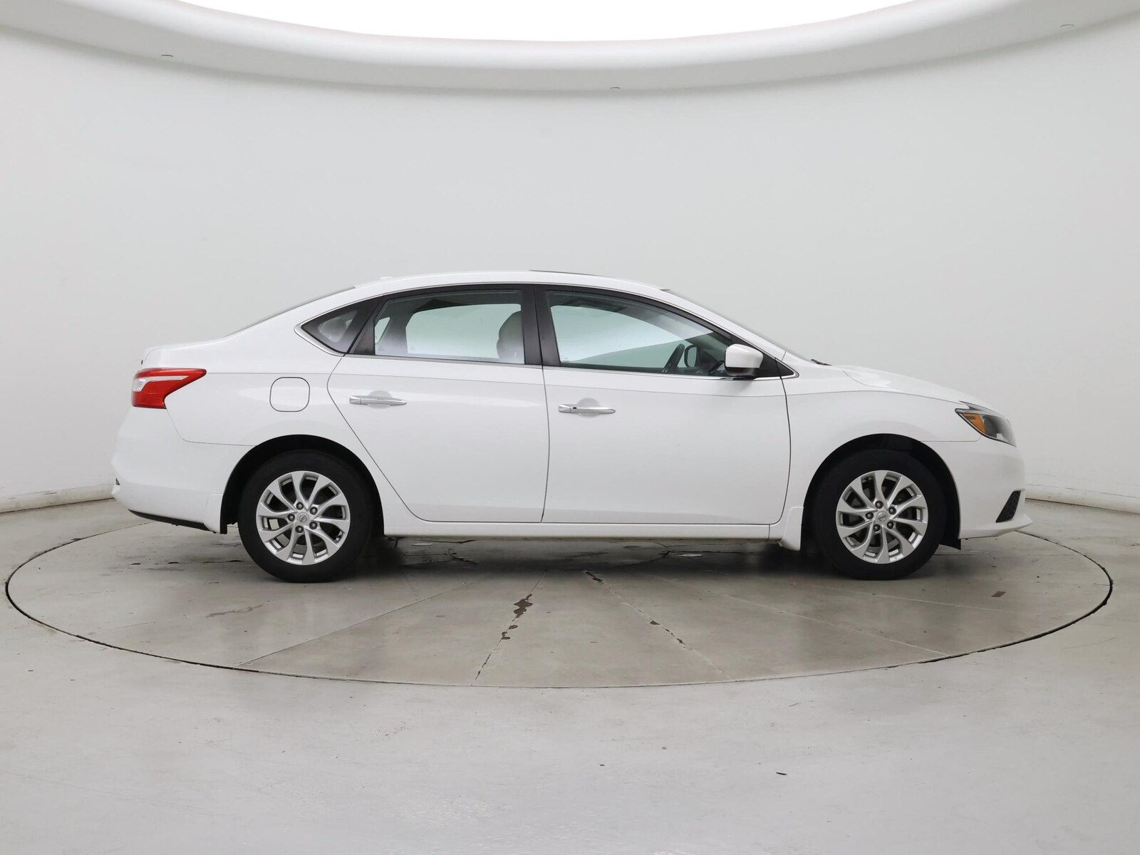 2017 Nissan Sentra SV - Photo 8
