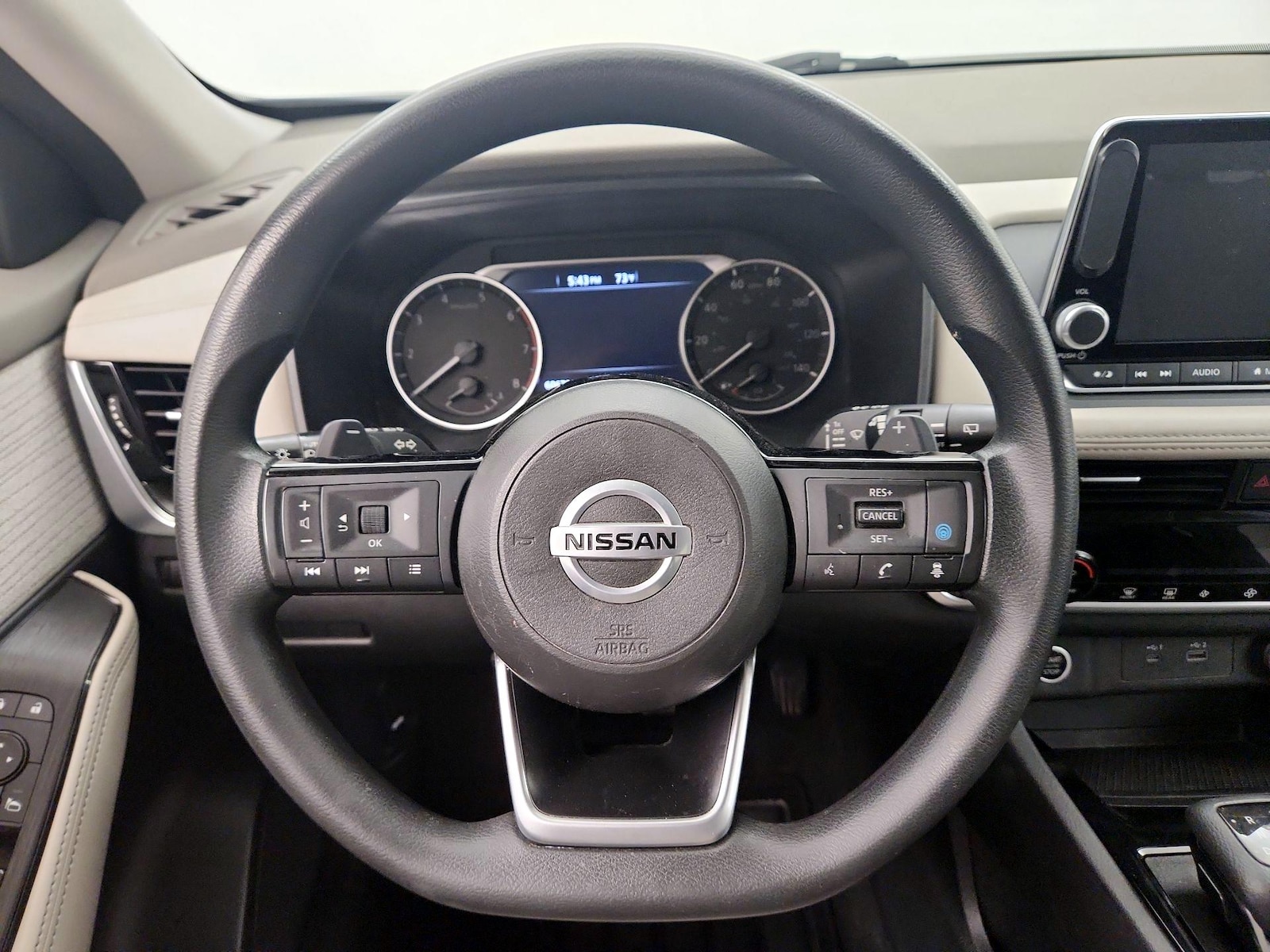 2021 Nissan Rogue SV - Photo 11