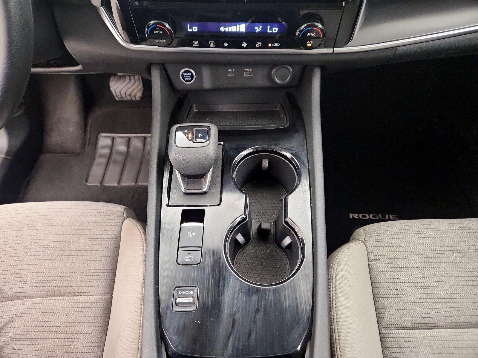 2021 Nissan Rogue SV - Photo 18