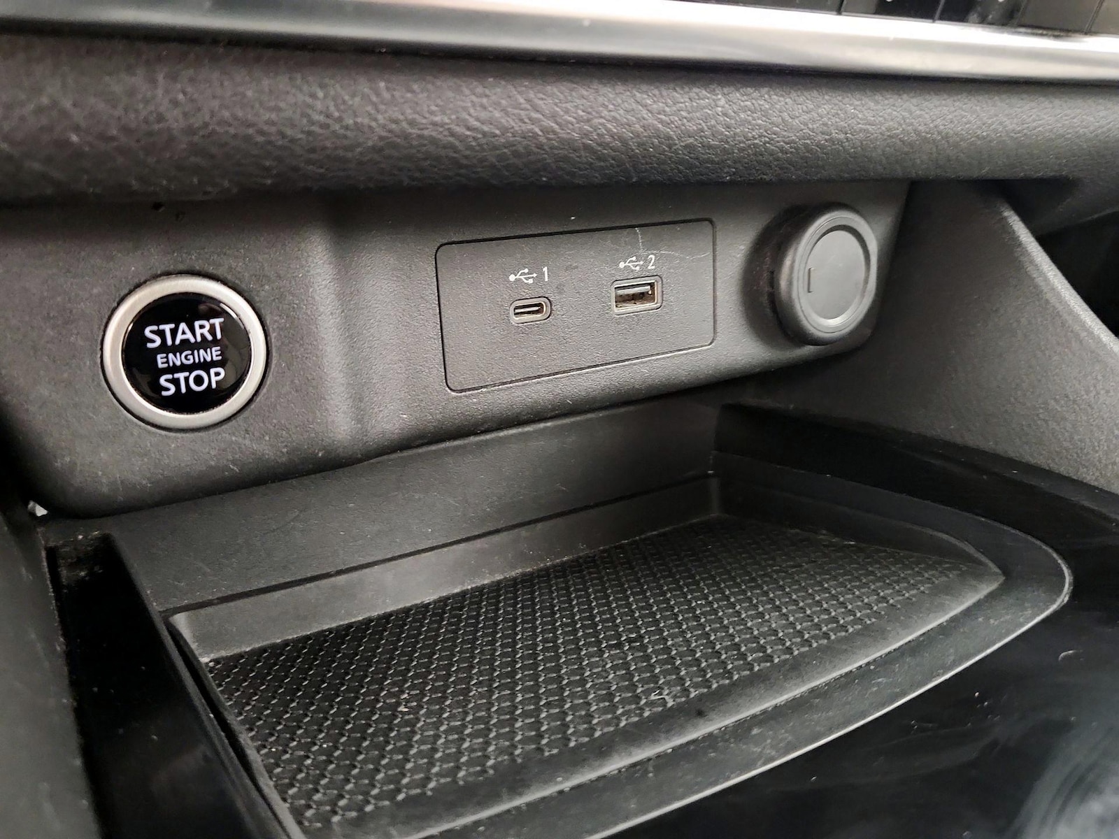 2021 Nissan Rogue SV - Photo 19