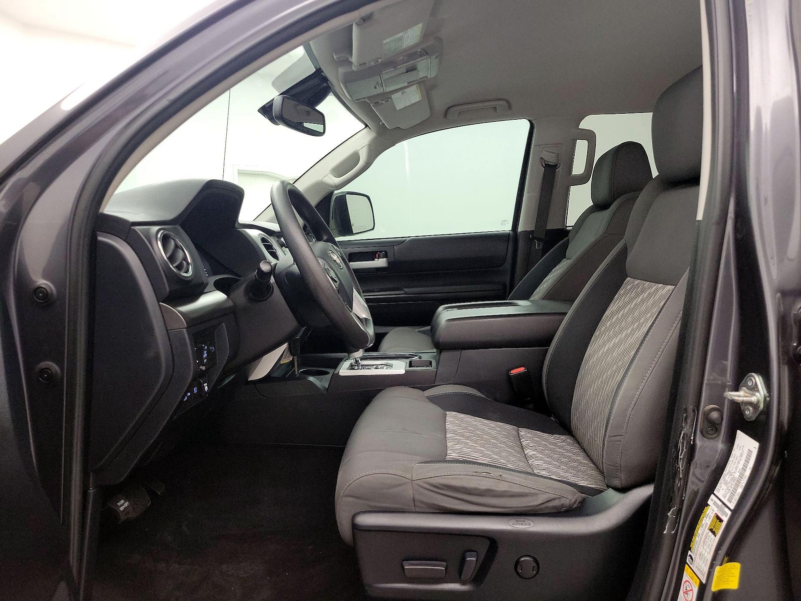 Power Seat(s) & Side Airbags