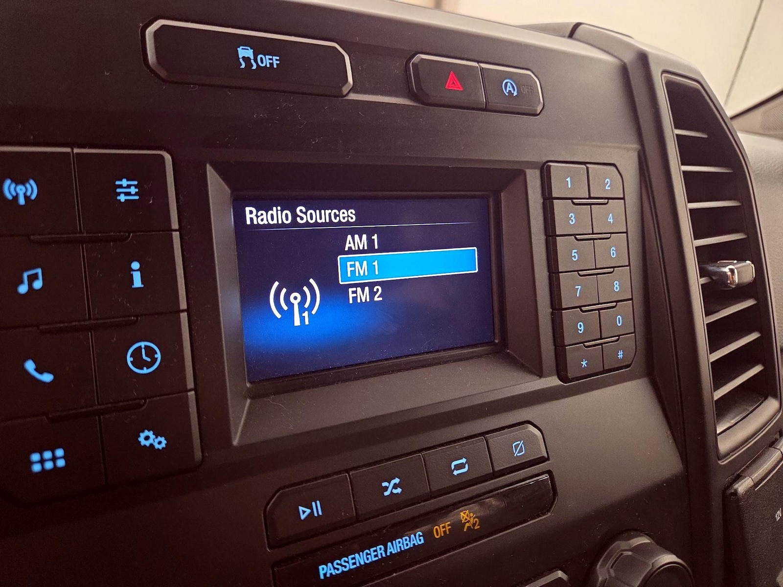 2018 Ford F-150 XL - Photo 16