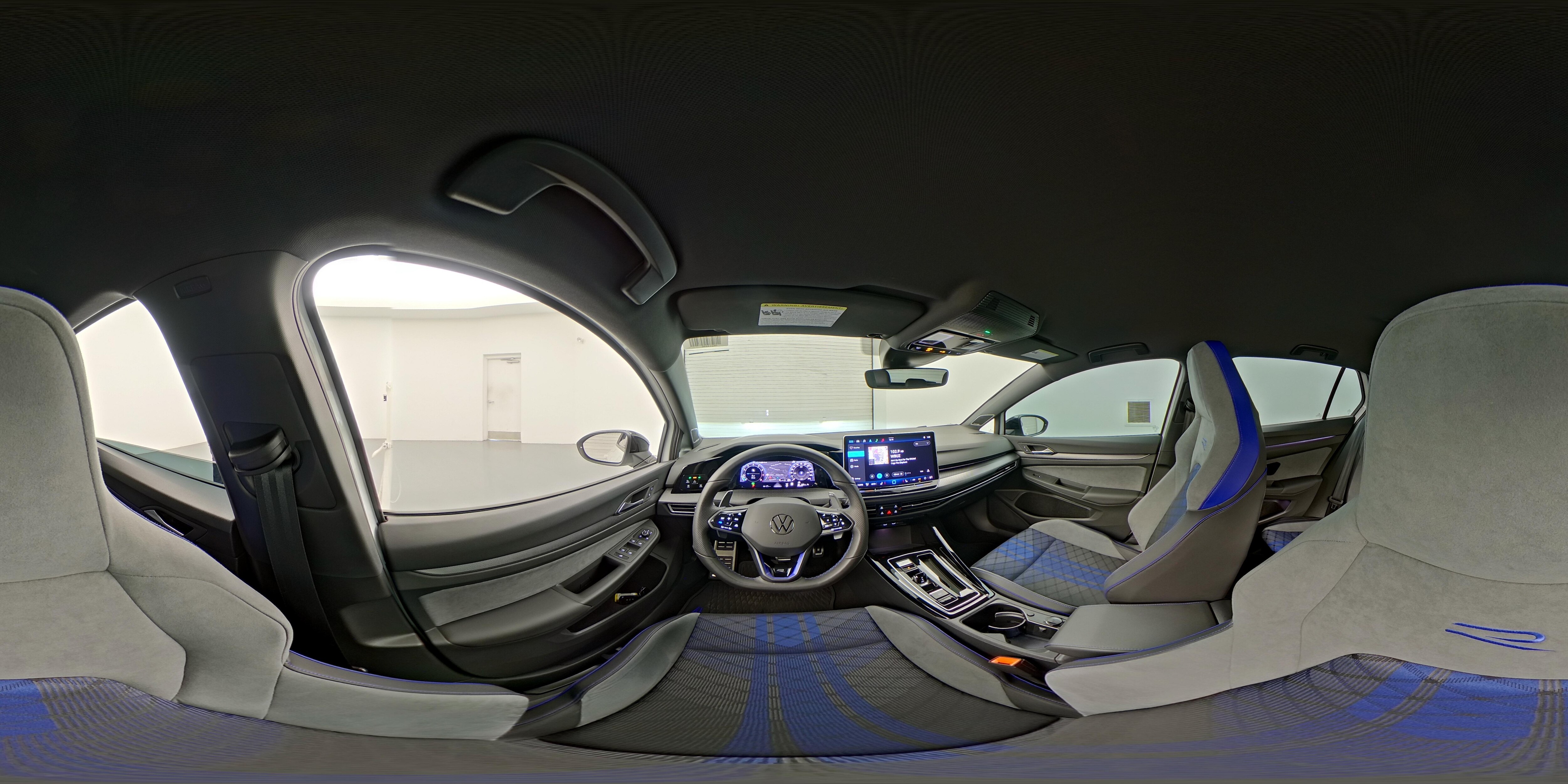 2025 Volkswagen Golf R R - Photo 26