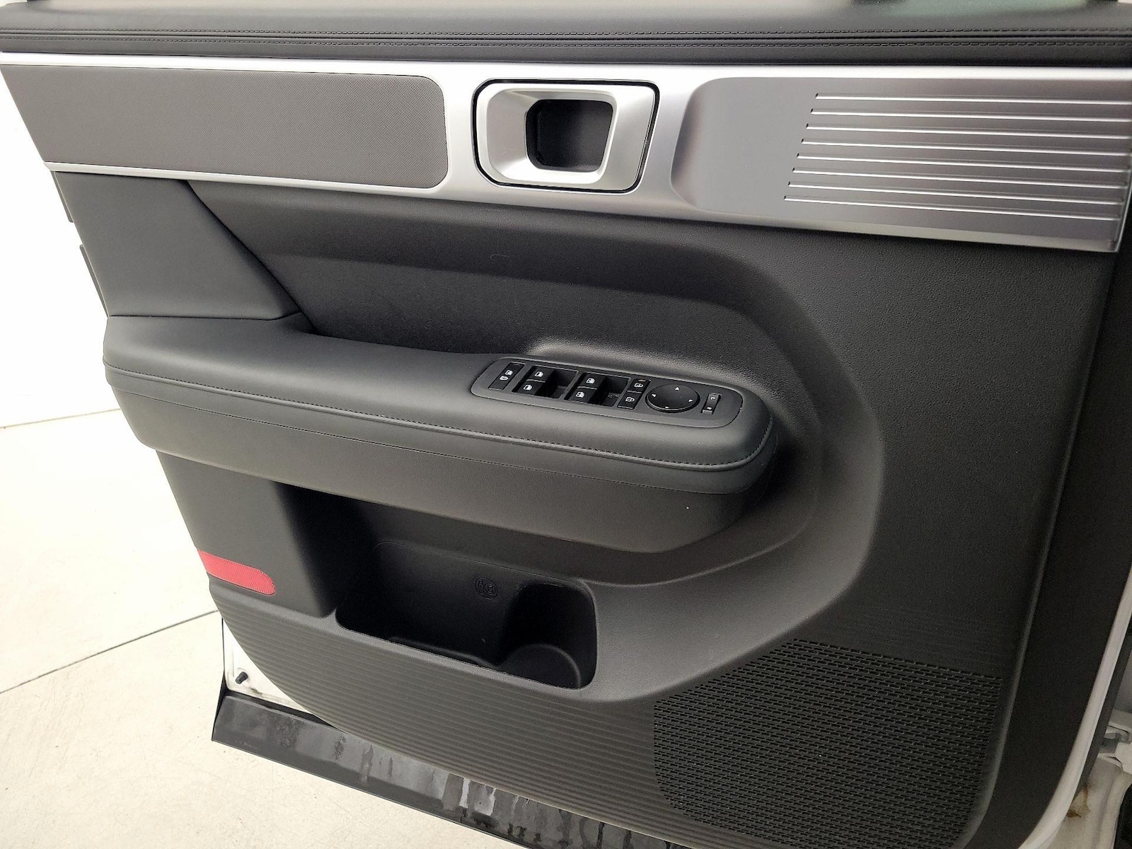 2025 Hyundai Santa Fe SEL - Photo 13