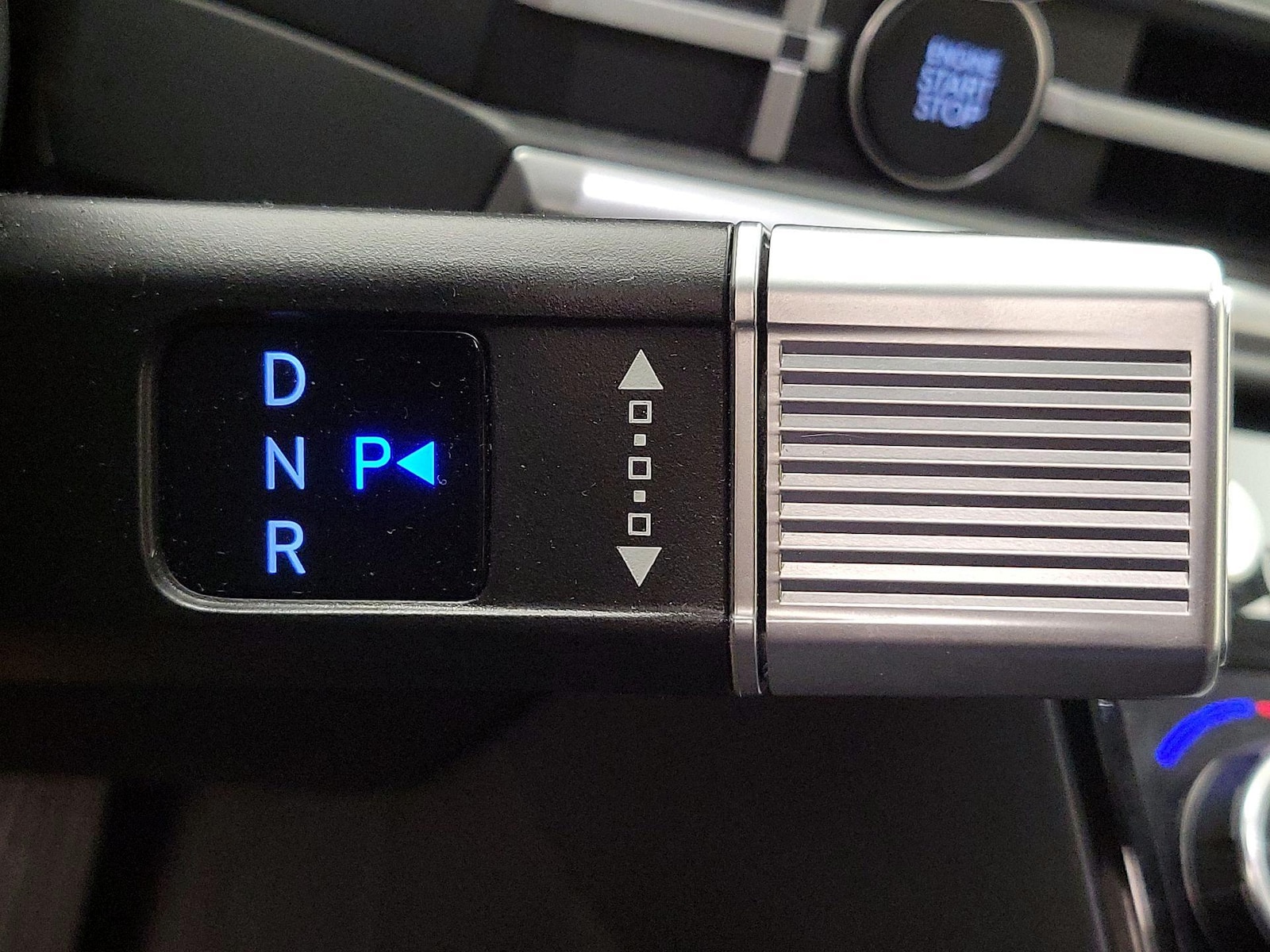 2025 Hyundai Santa Fe SEL - Photo 18