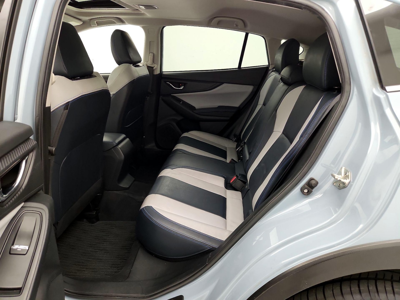2021 Subaru Crosstrek Hybrid - Photo 21