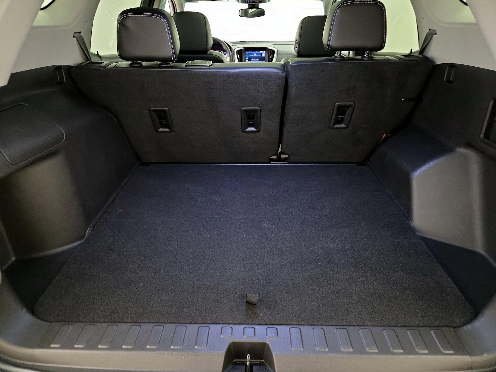2024 GMC Terrain SLT - Photo 21