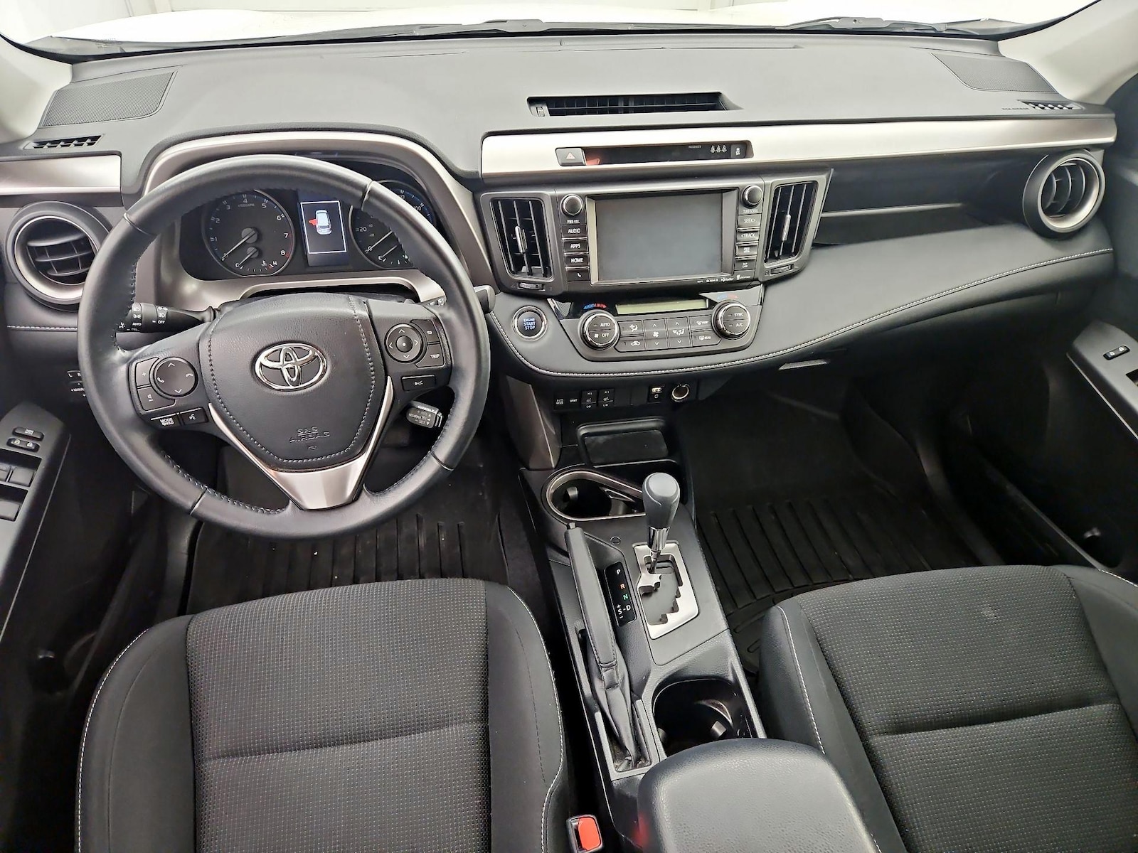 2018 Toyota RAV4 XLE, photo 10