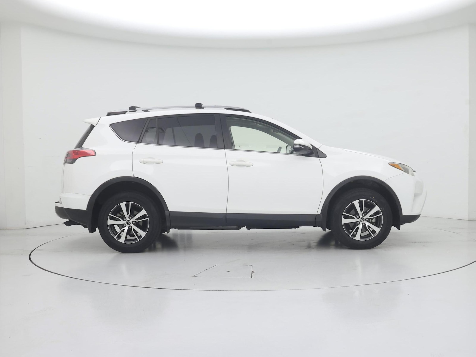 2018 Toyota RAV4 XLE, photo 8