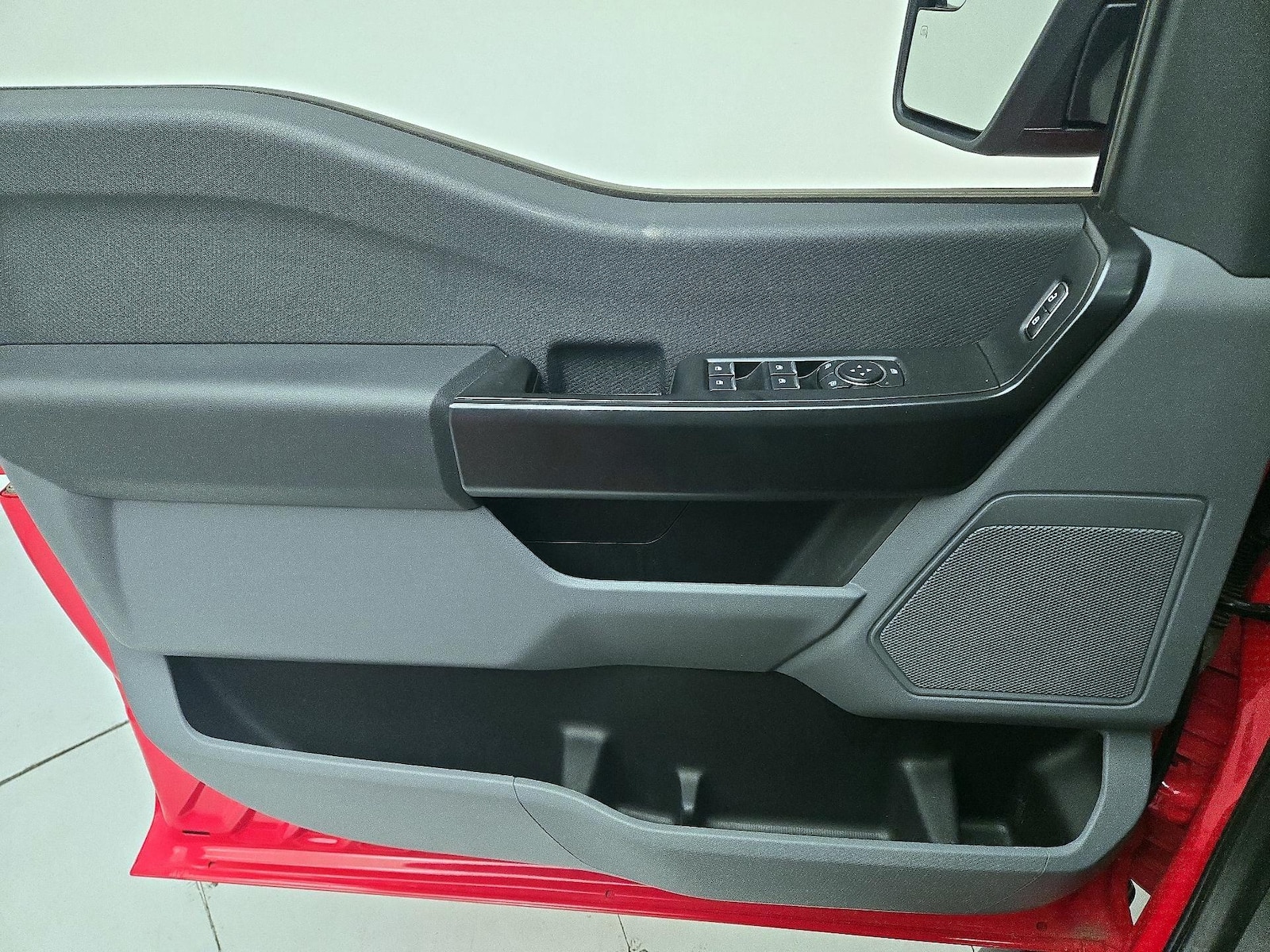 2022 Ford F-150 XL - Photo 13