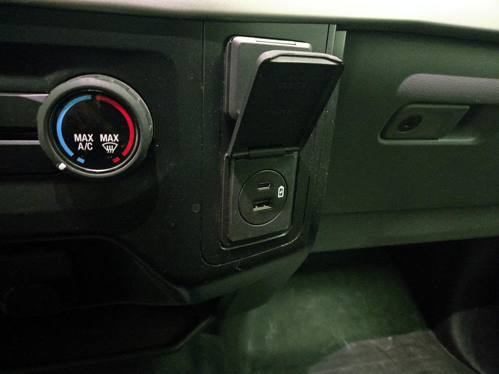 2022 Ford F-150 XL - Photo 19