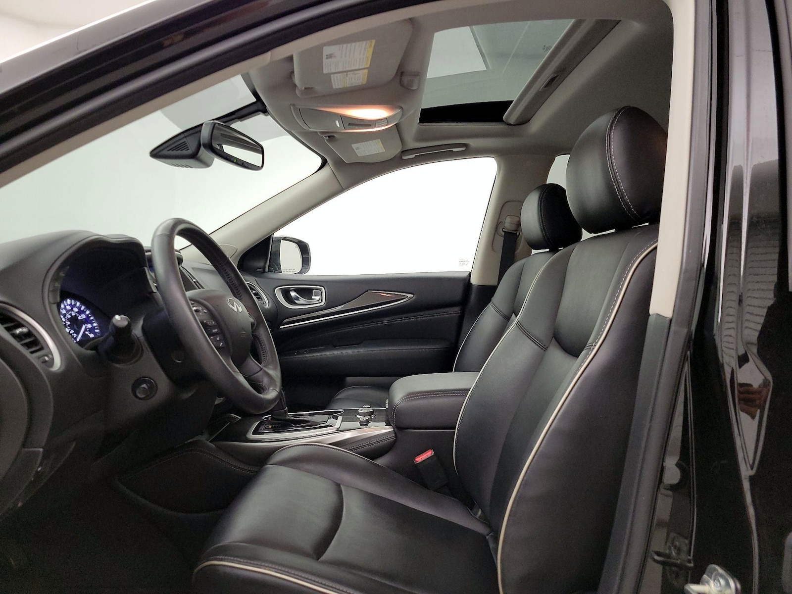 Sunroof(s) & Overhead Airbags