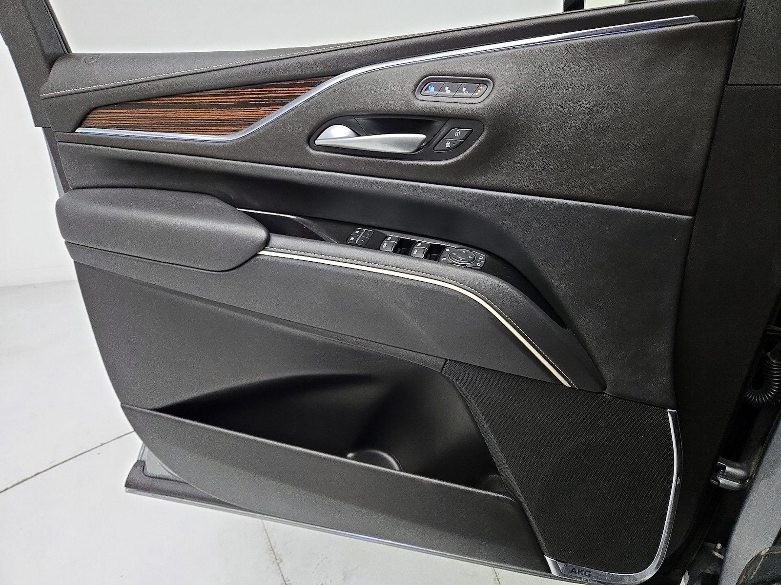 2023 Cadillac Escalade ESV Premium Luxury - Photo 13
