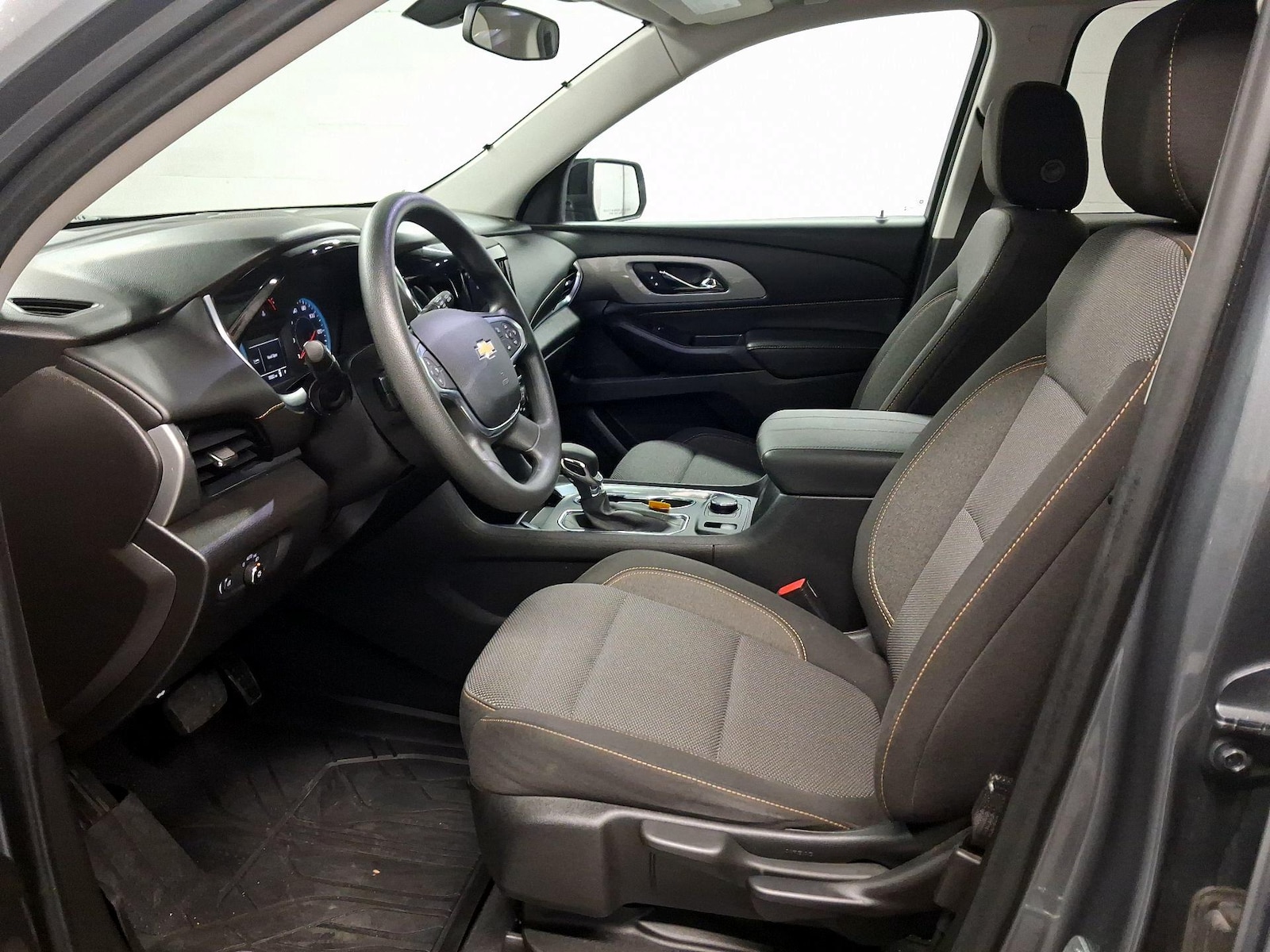 Power Seat(s) & Side Airbags