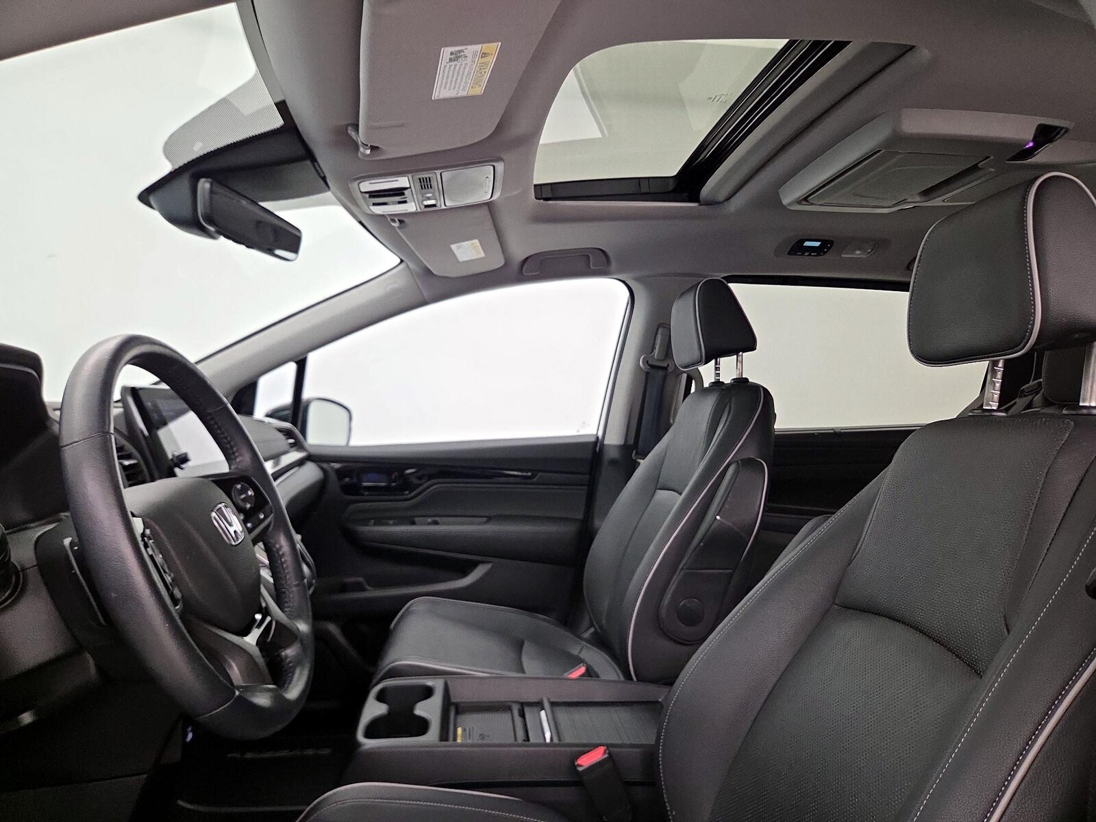 Sunroof(s) & Overhead Airbags