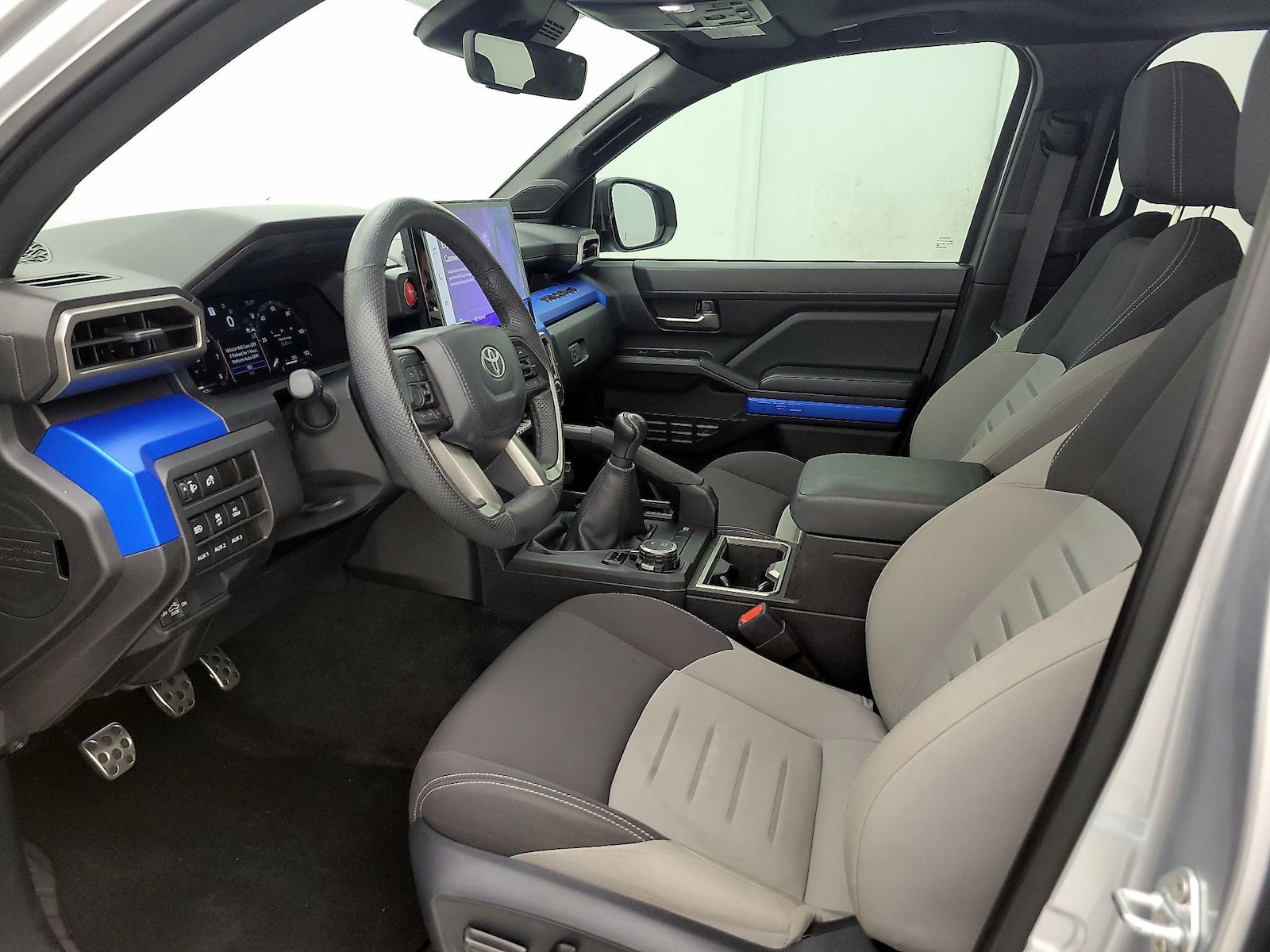 2024 Toyota Tacoma TRD Sport - Photo 12