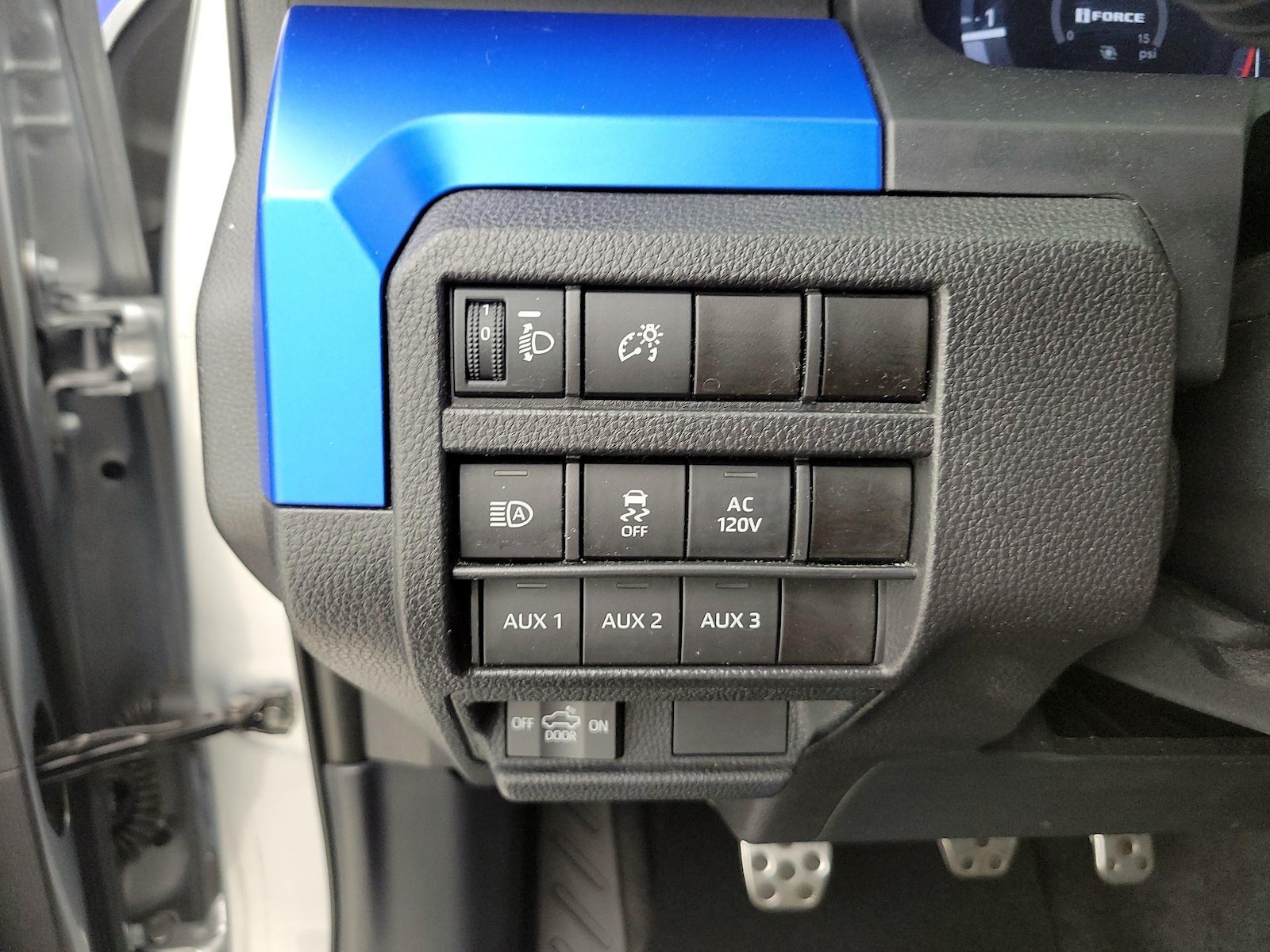 2024 Toyota Tacoma TRD Sport - Photo 14
