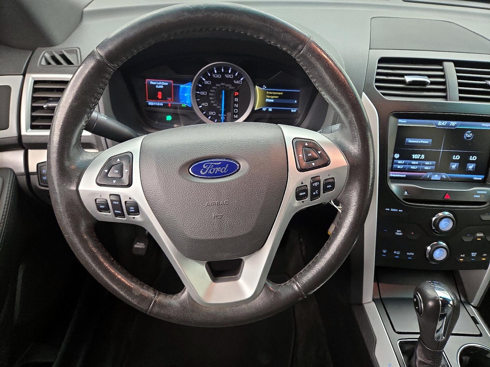 2015 Ford Explorer XLT - Photo 11