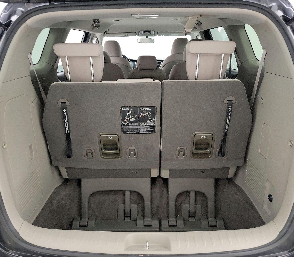 Trunk/Cargo (Seats Up)