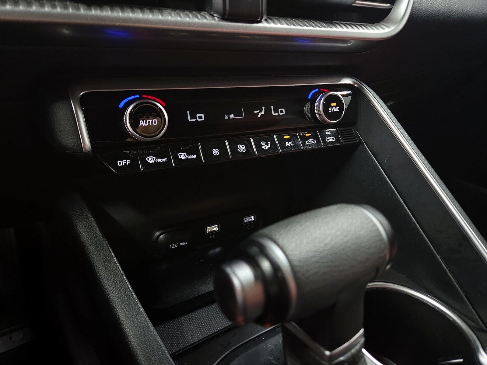 2024 Kia K5 GT-Line - Photo 18