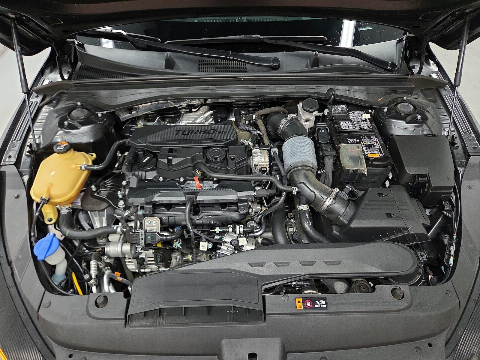 2024 Kia K5 GT-Line - Photo 24