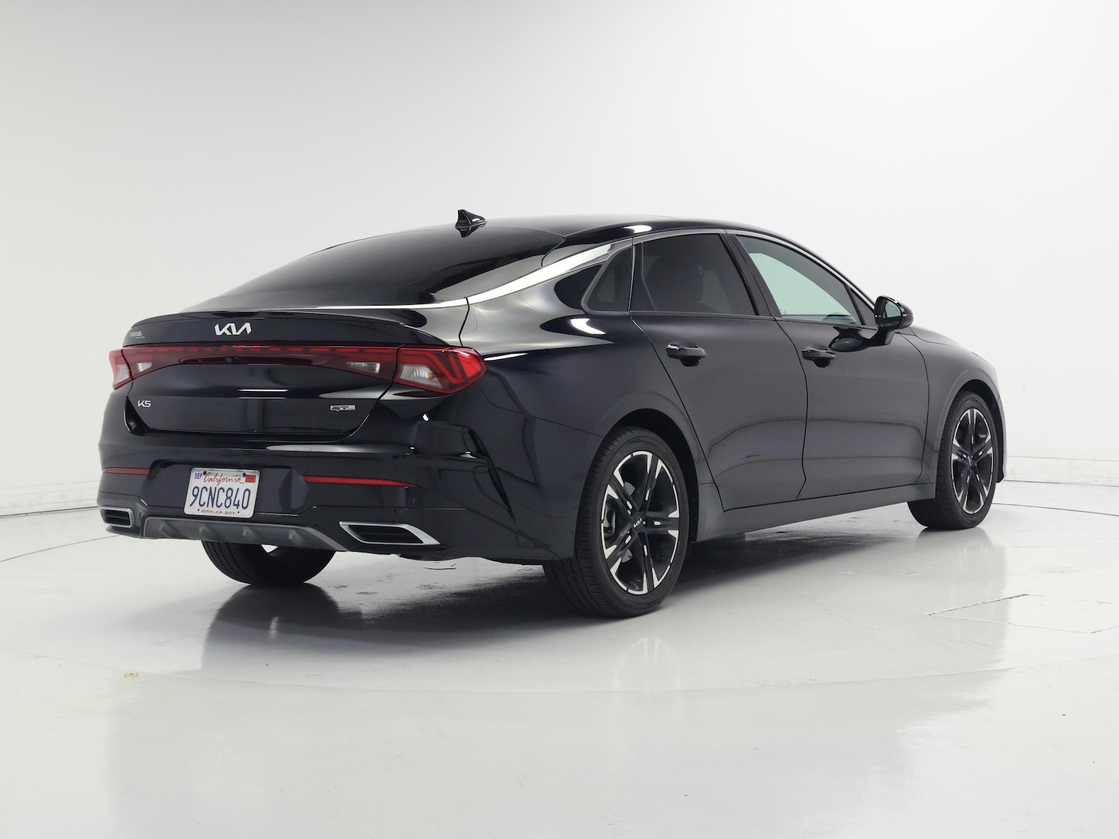 2024 Kia K5 GT-Line - Photo 9