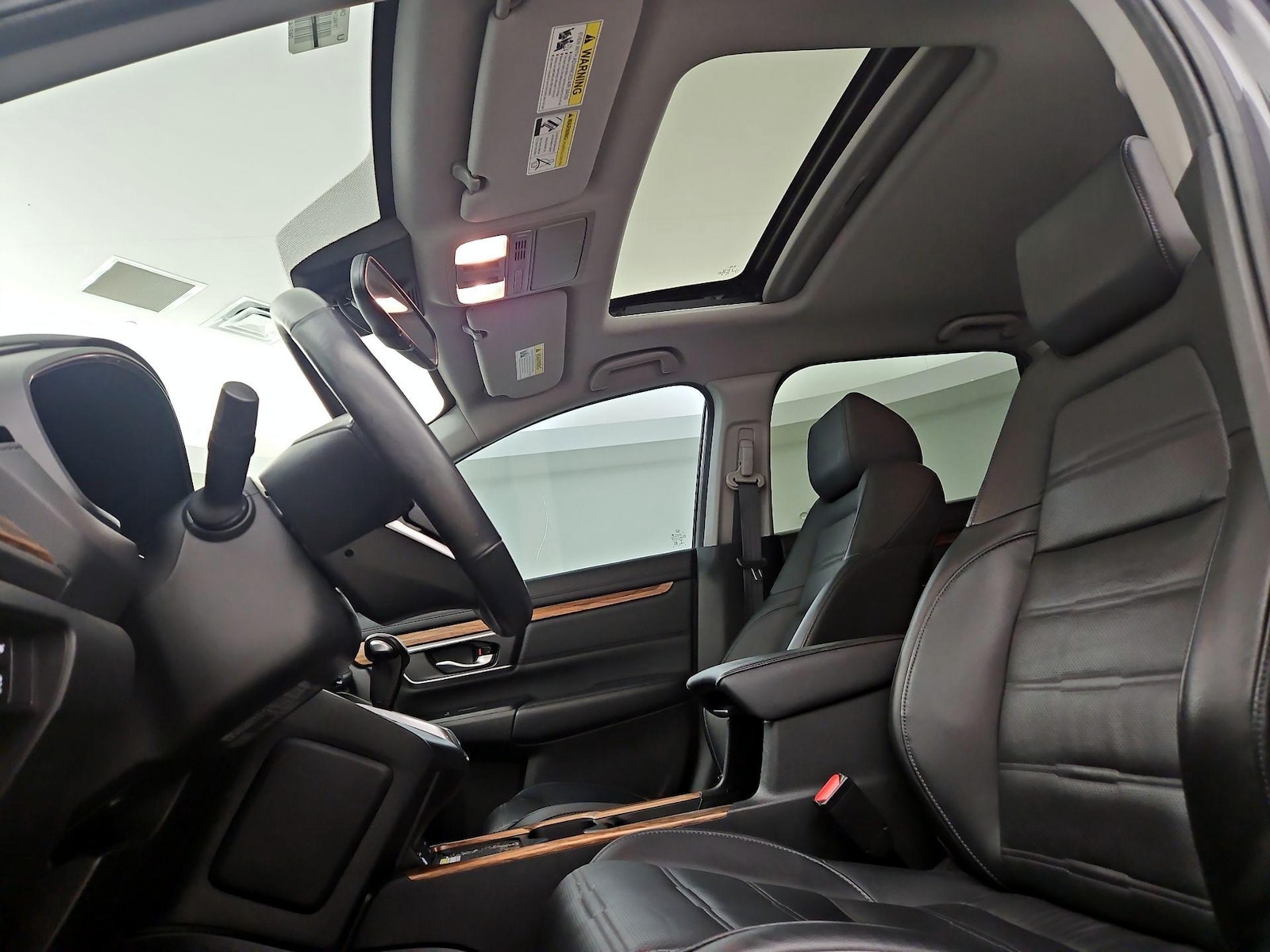 Sunroof(s) & Overhead Airbags