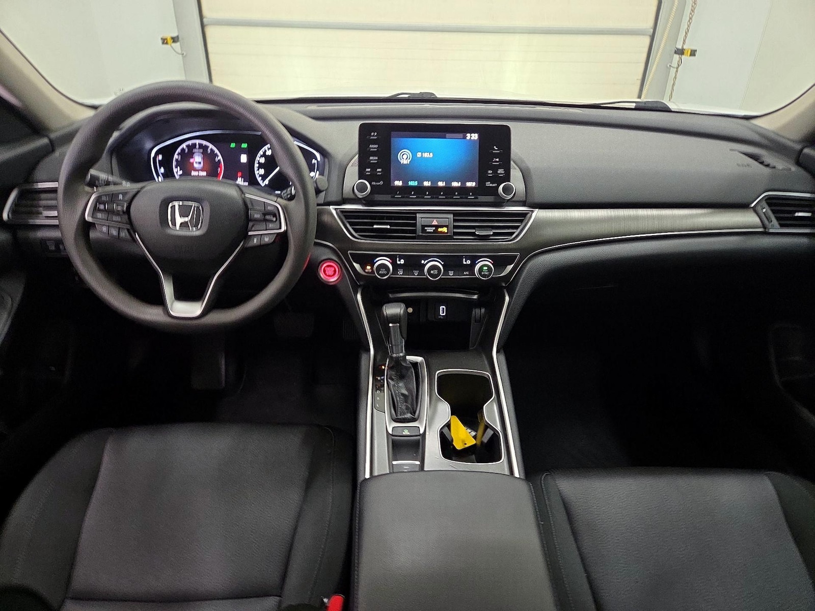 2018 Honda Accord LX - Photo 10