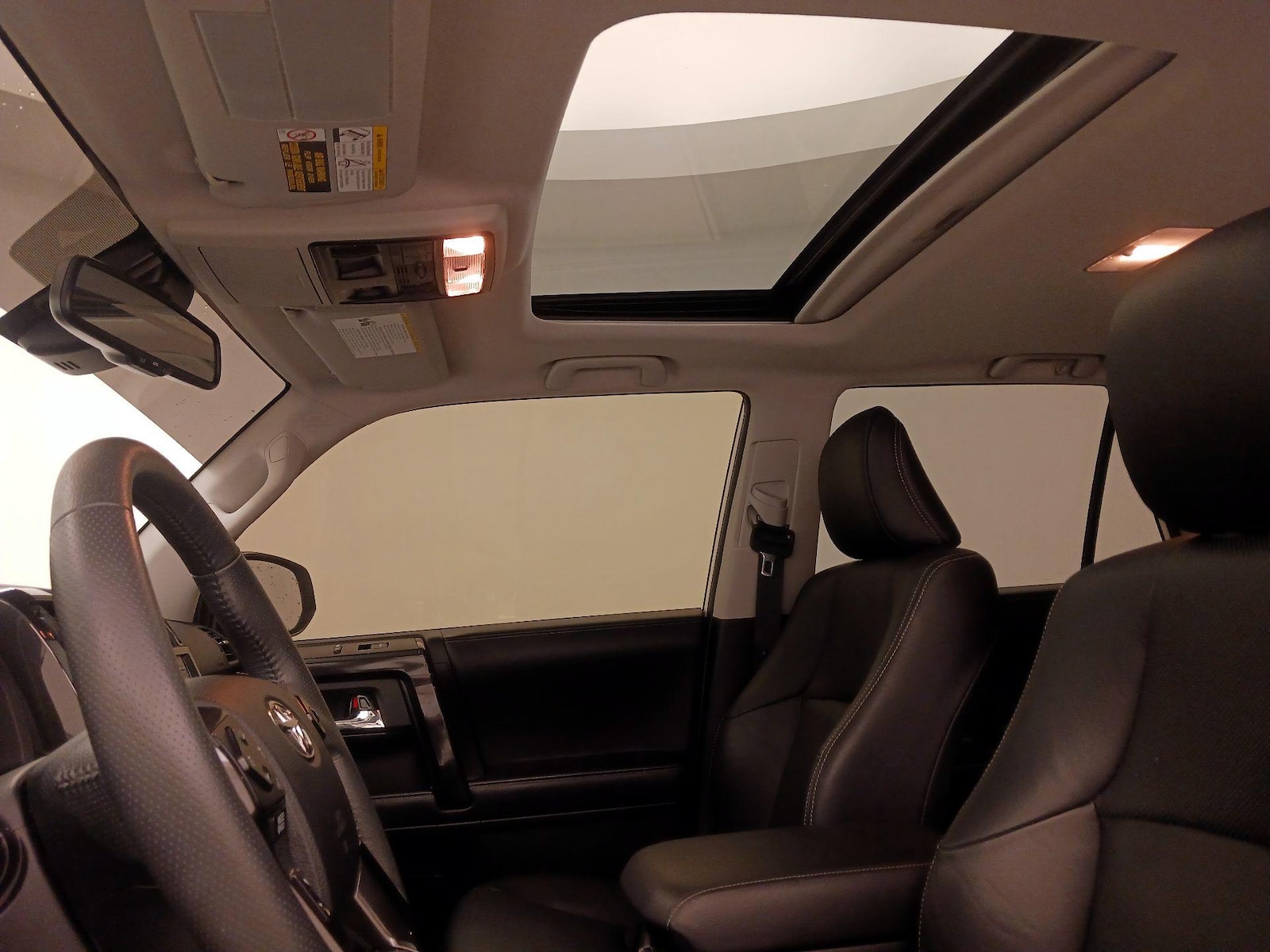 Sunroof(s) & Overhead Airbags