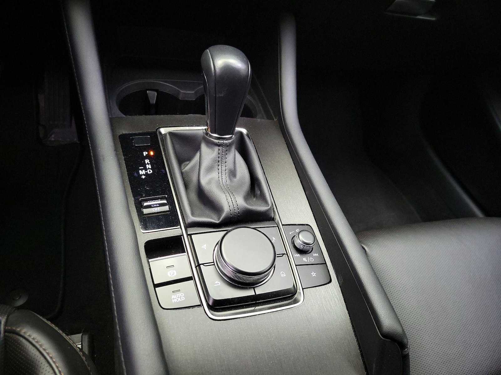 2023 Mazda Mazda3 Premium Plus - Photo 19