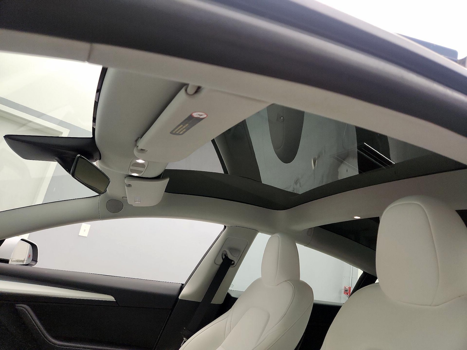 Skylight(s) & Overhead Airbags