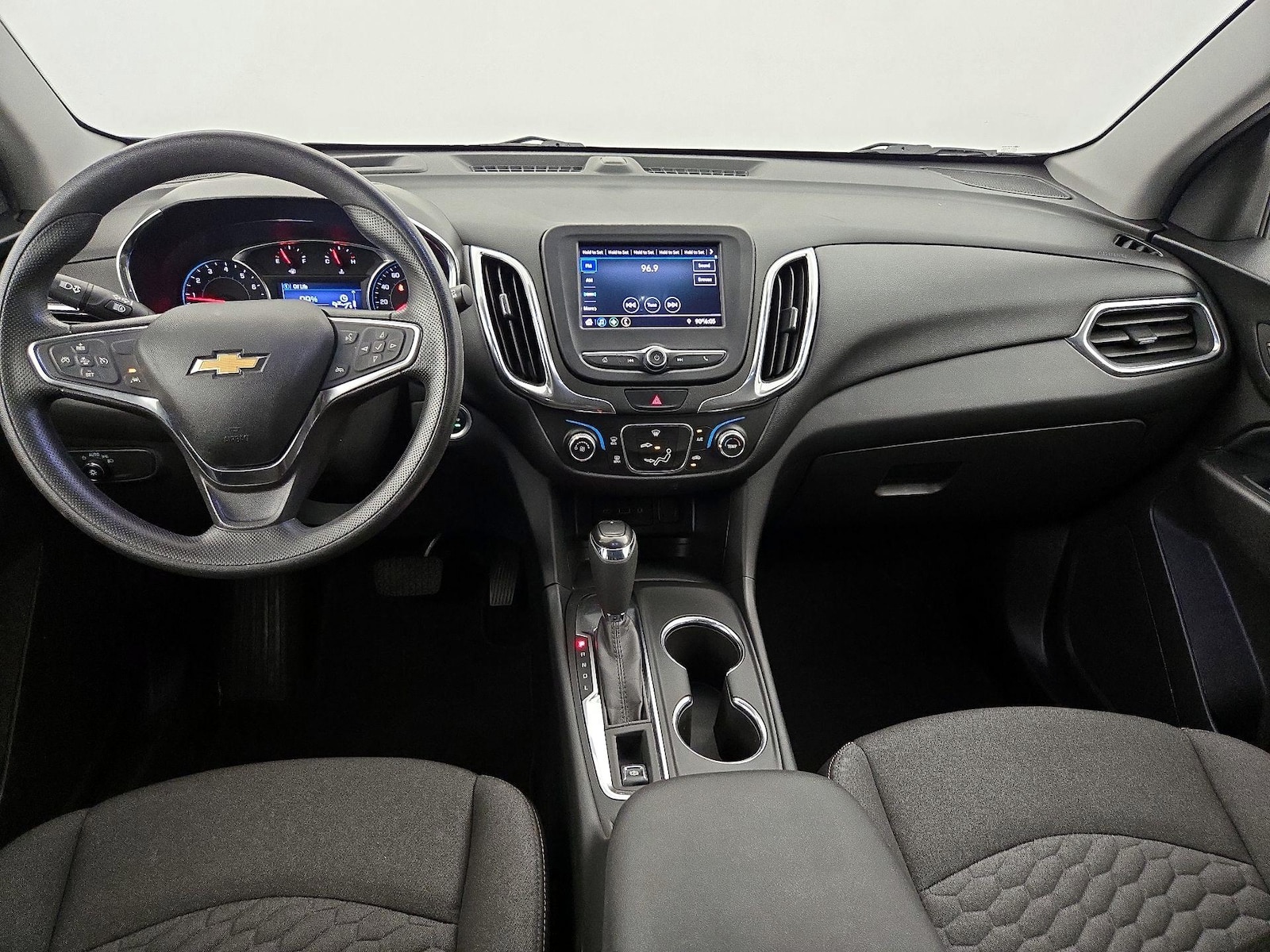 2020 Chevrolet Equinox LT - Photo 10