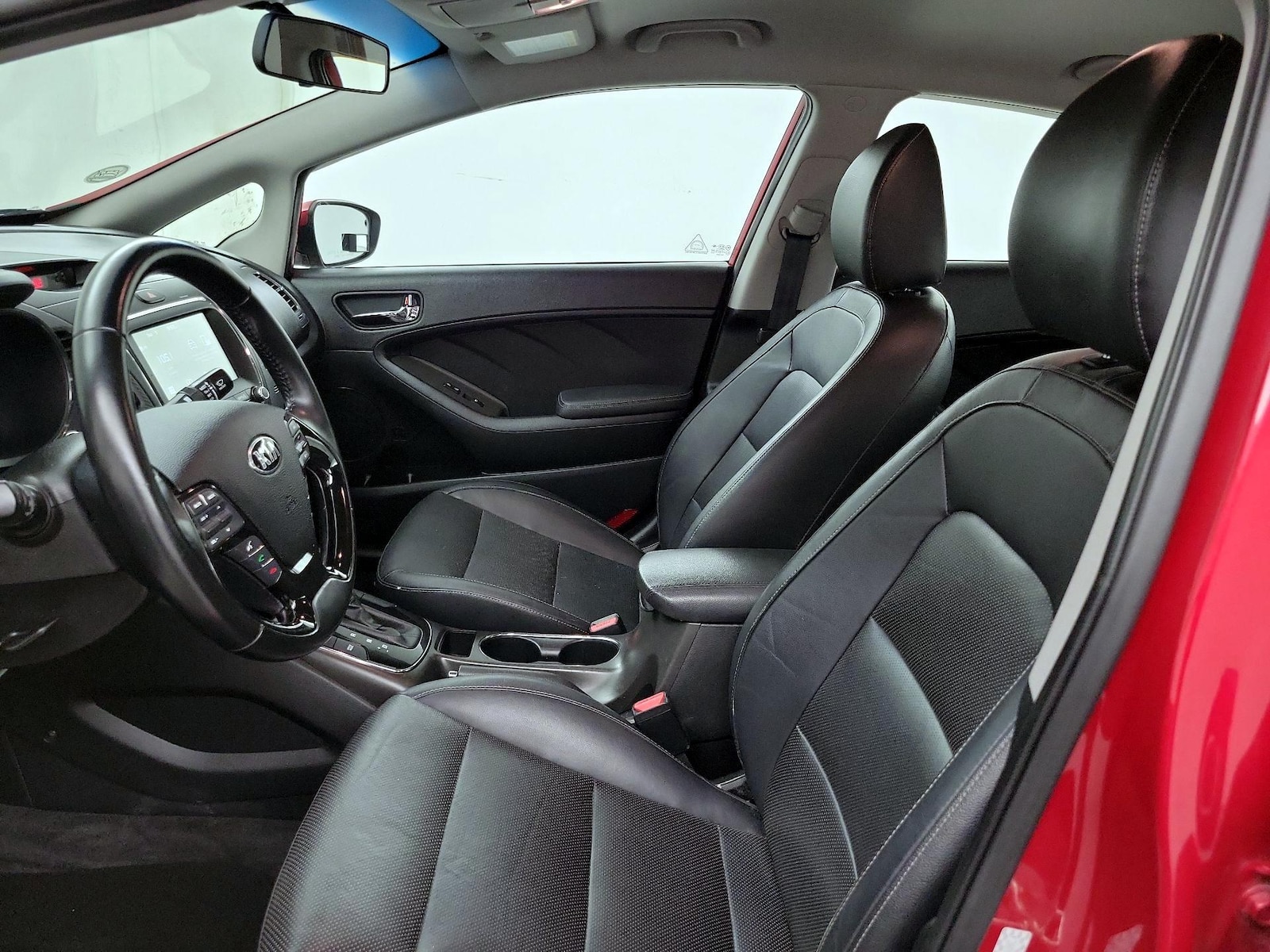 2017 Kia Forte EX - Photo 12