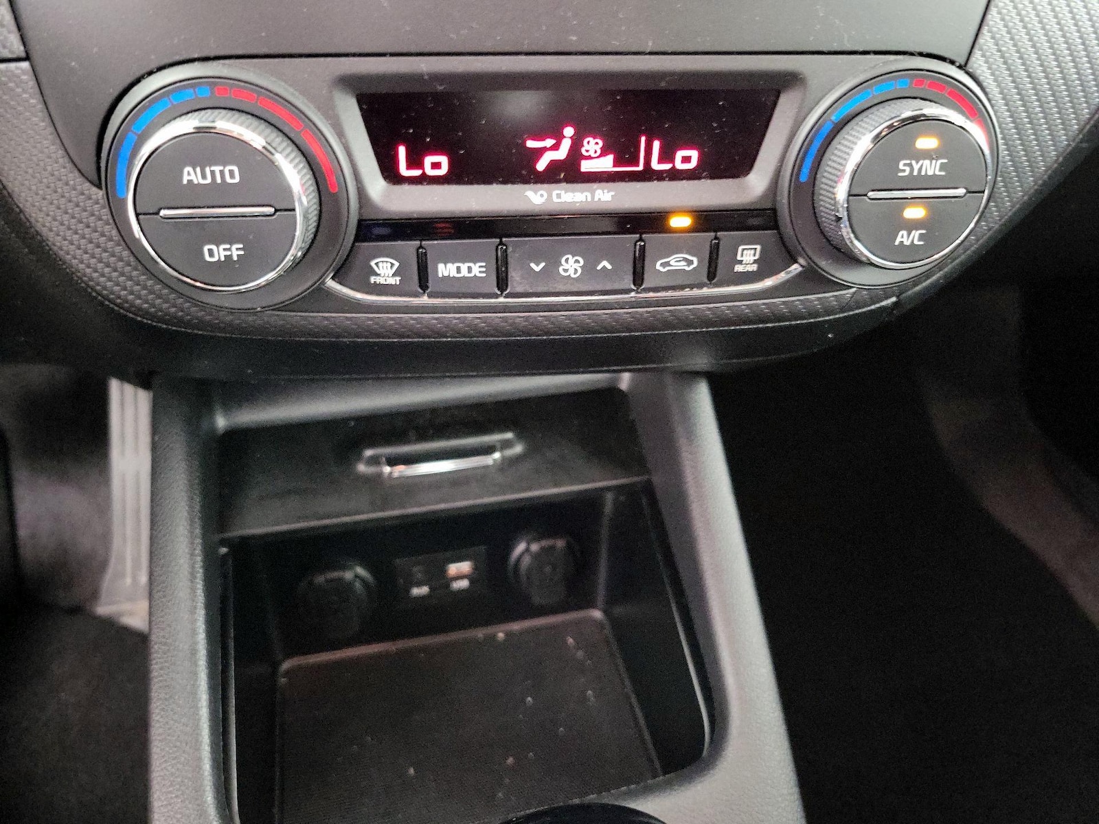 2017 Kia Forte EX - Photo 17