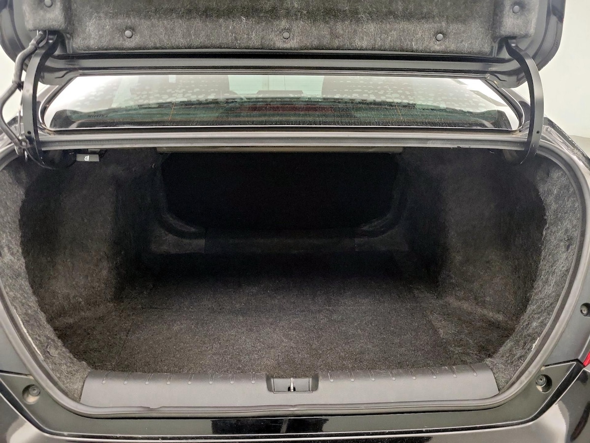 Trunk/Cargo (Seats Up)