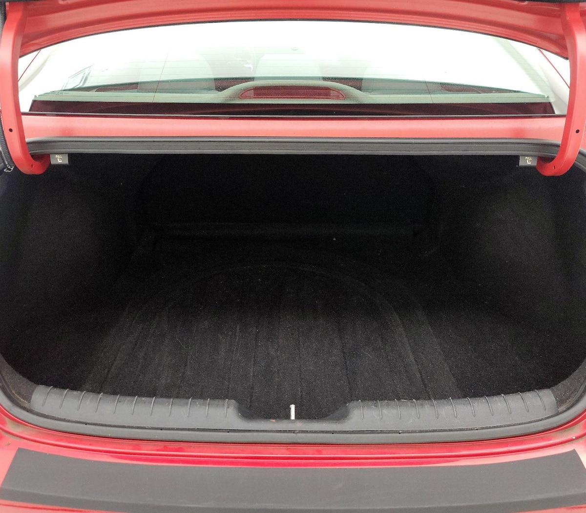 Trunk/Cargo (Seats Up)