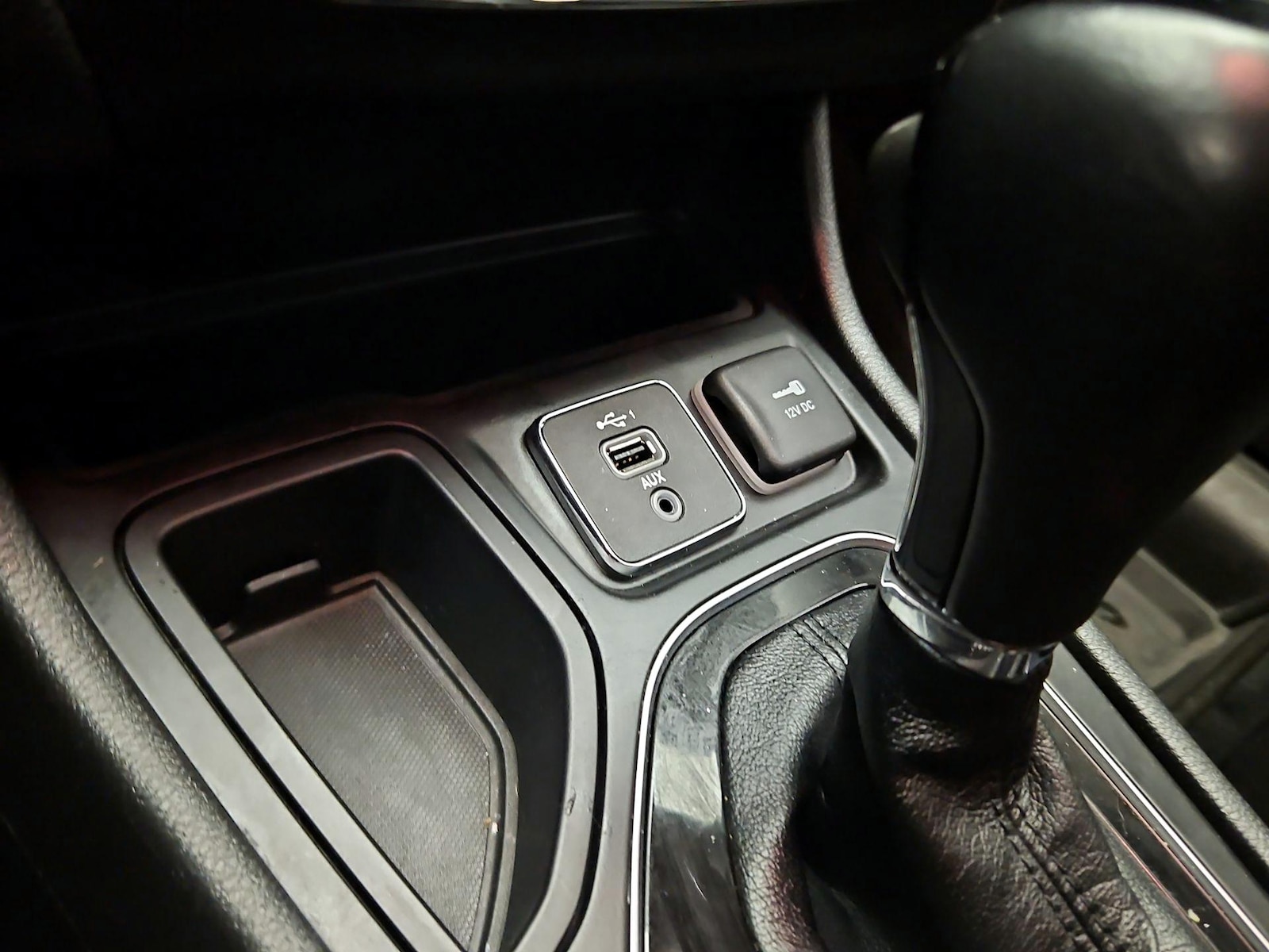2021 Jeep Cherokee Altitude - Photo 19